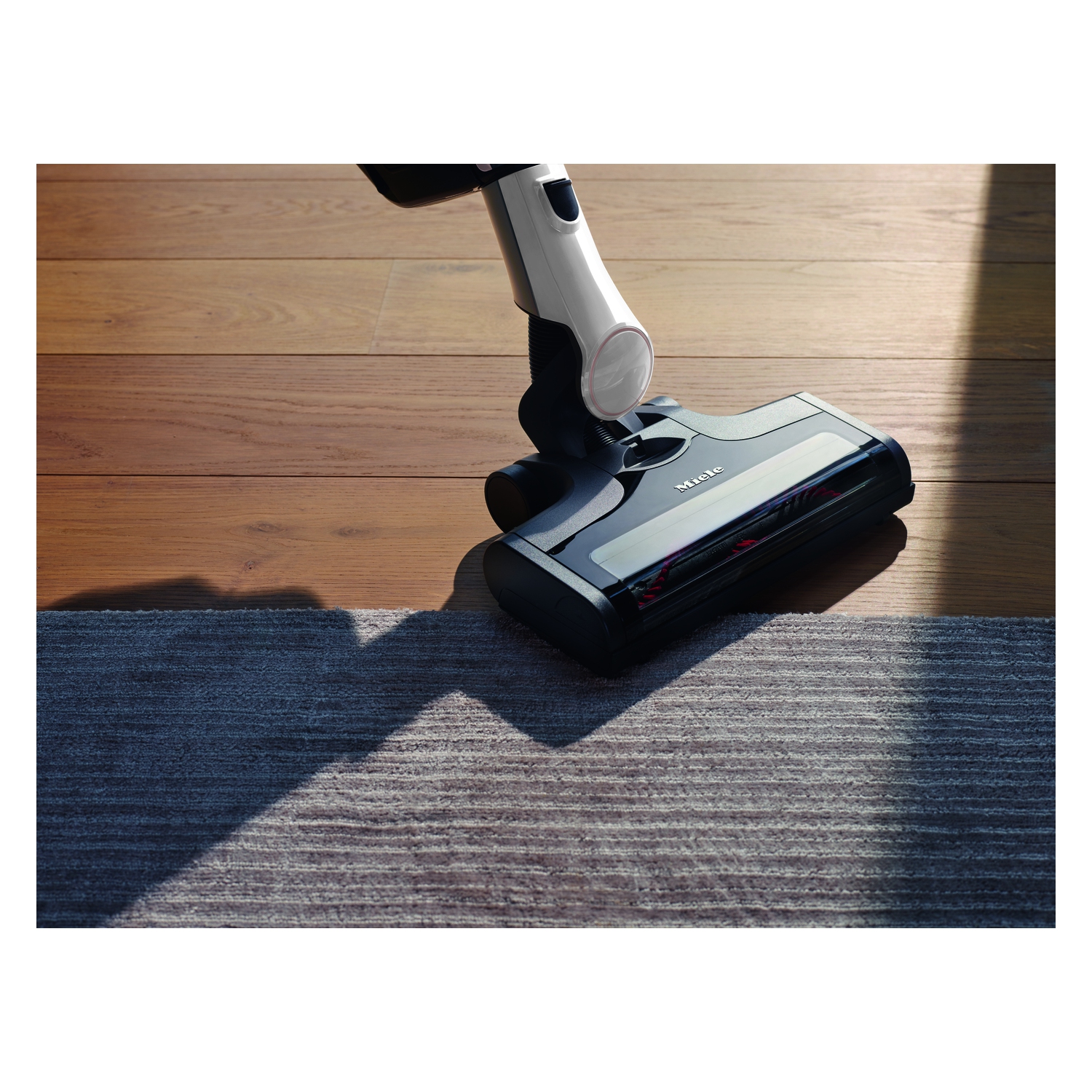 Miele Triflex HX2 - Cordless 3-in-1 Stick Vacuum Cleaner - 41OML001USA - Lotus White