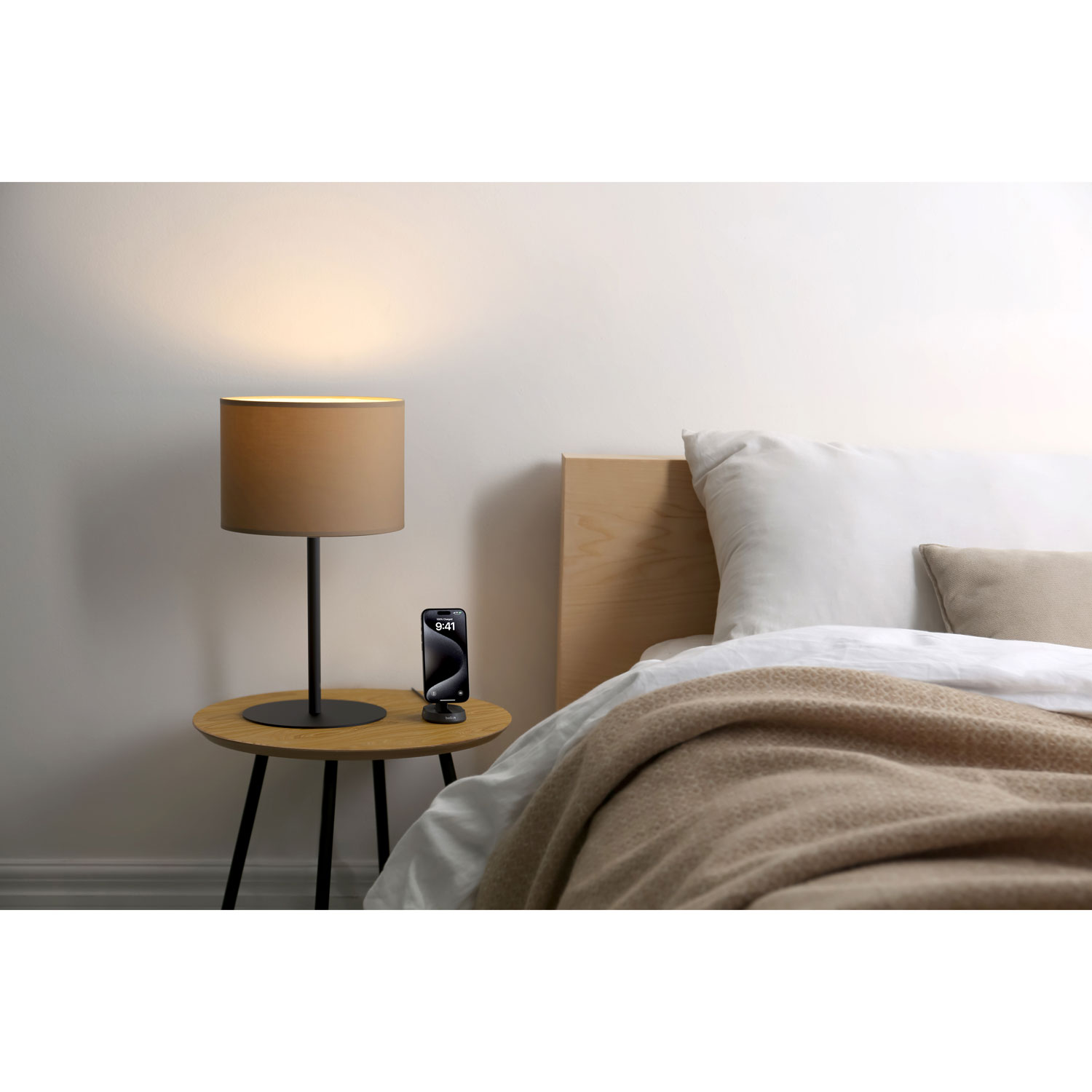 Belkin BoostCharge Pro 15W Qi2 Wireless Charging Stand - Black