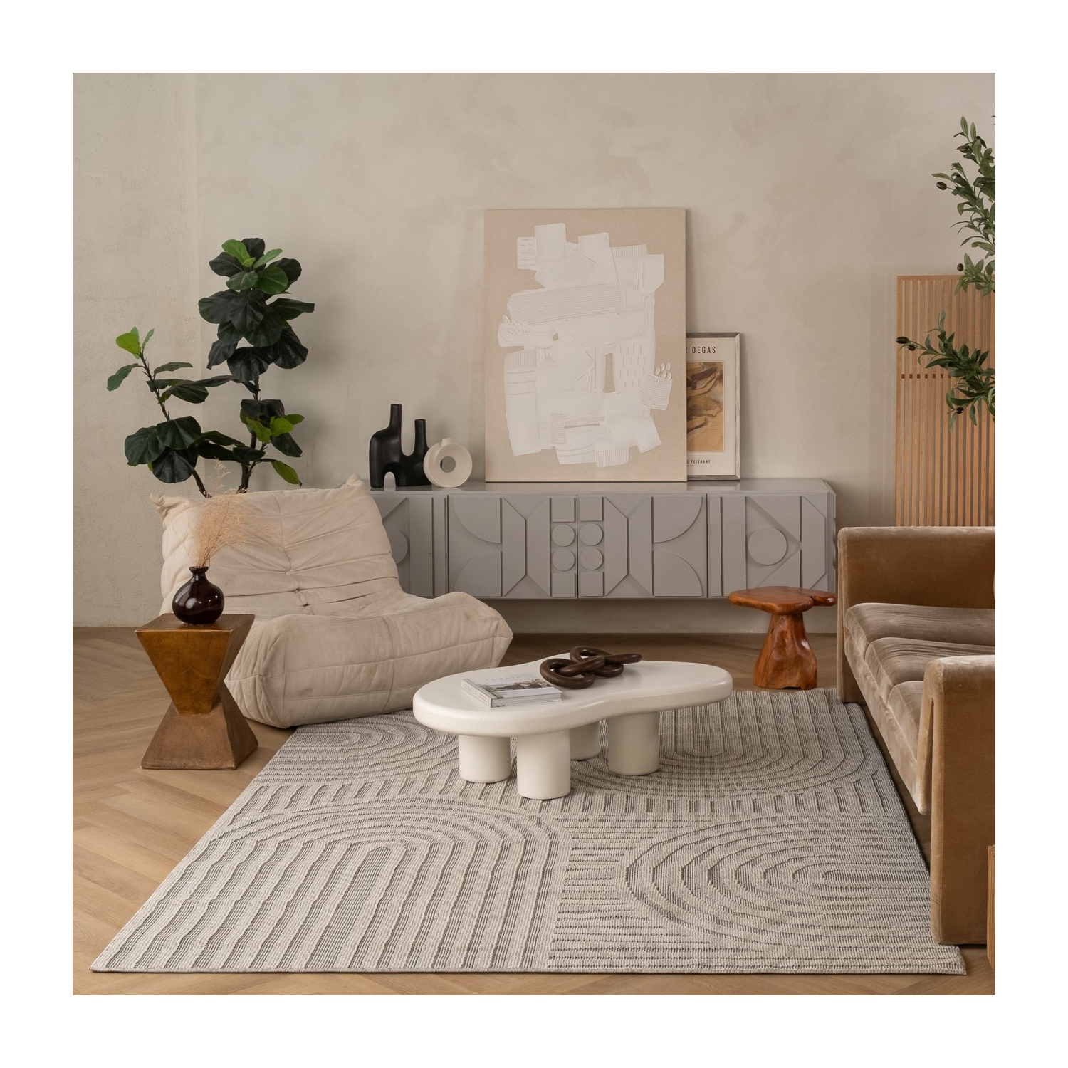 Tapis d'intérieur contemporain Nami Branch à motif géométrique gris/beige