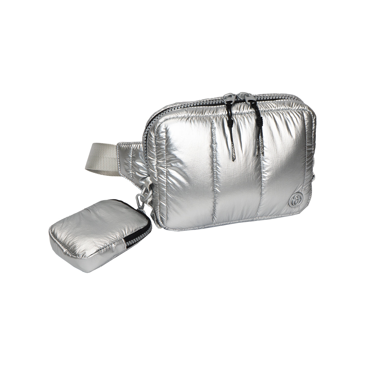 Pochette à bandoulière matelassée en nylon métallique de 9 po de Joan & David - chromé