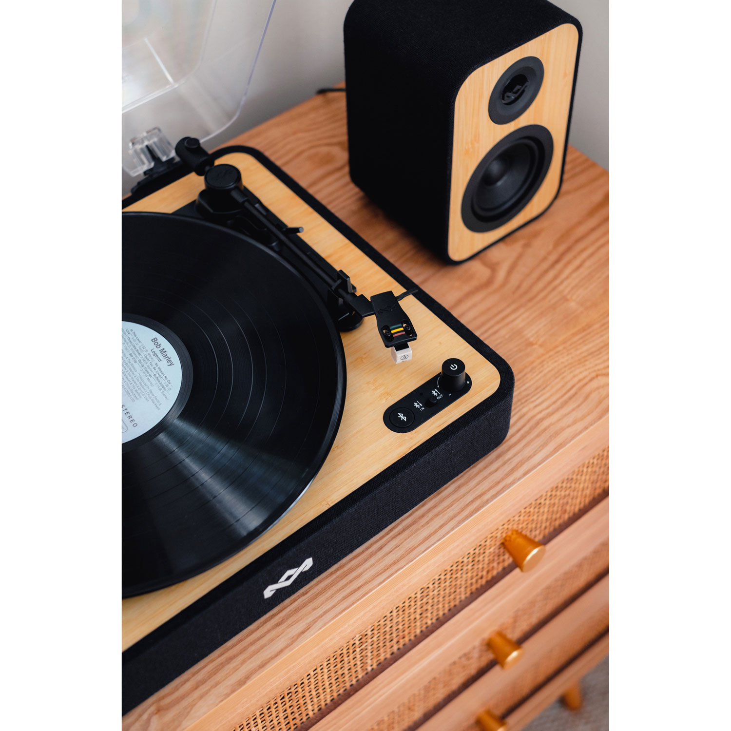 Tourne-disque Stir it Up Revolution avec haut-parleurs de House of Marley - Partenaire de détail exclusif