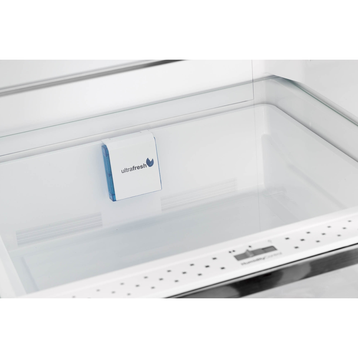 Unique Appliances Classic Retro 24-inch 12 cu ft Retro Frost Free Bottom Freezer Refrigerator in Ocean Mist Turquoise