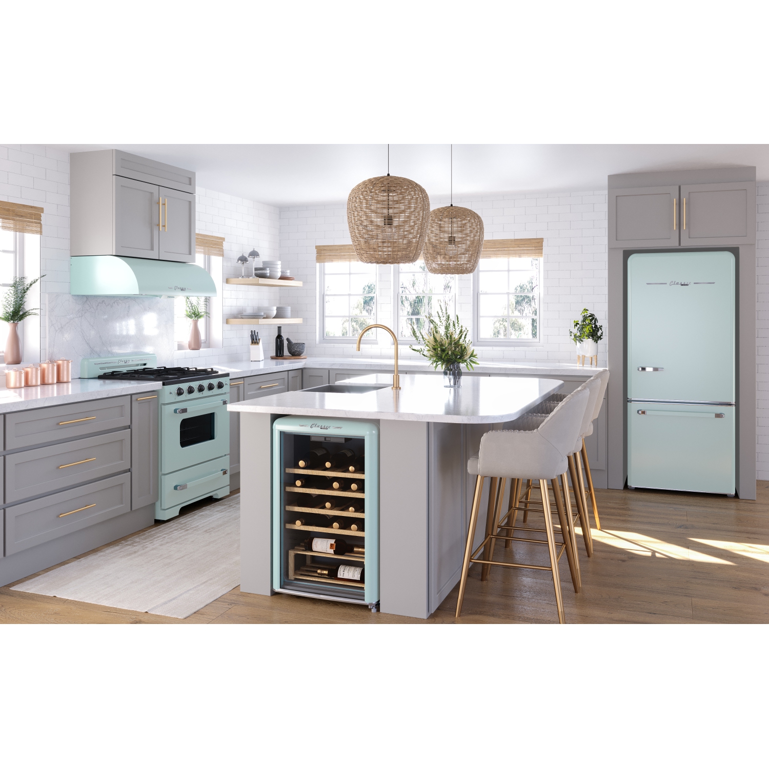 Unique Appliances Classic Retro 30-inch 17.7 cu. ft. Frost Free Bottom Freezer Counter Depth Refrigerator with Built-In Ice Maker in Summer Mint