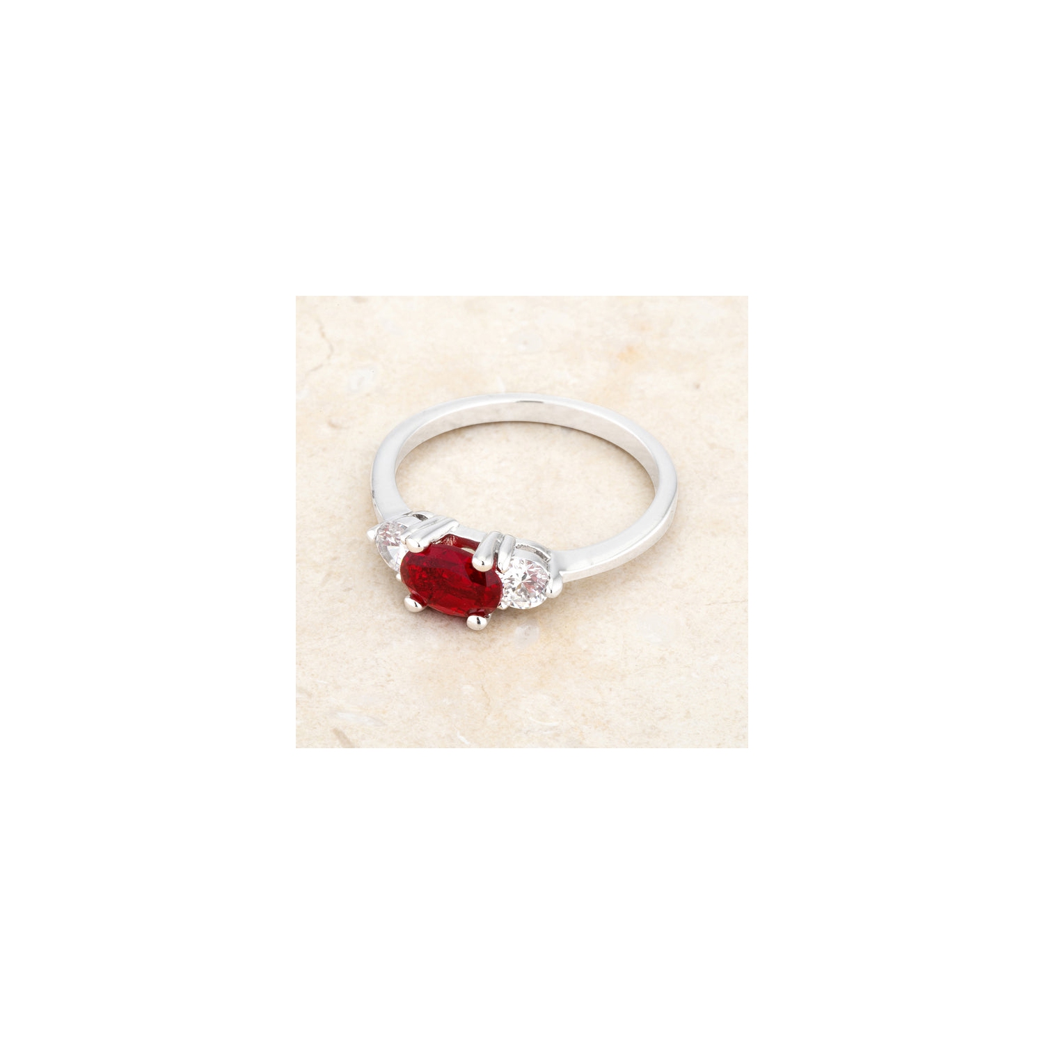 Bague classique en zircon