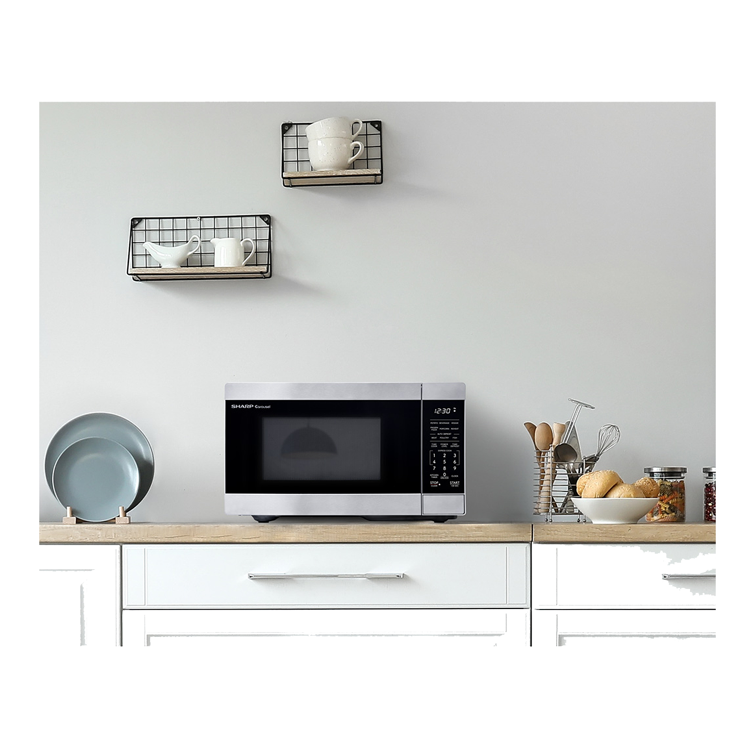 Four à micro-ondes 0,9 pi³ DE Sharp Four à micro-ondes de comptoir Carousel MD de 900 W