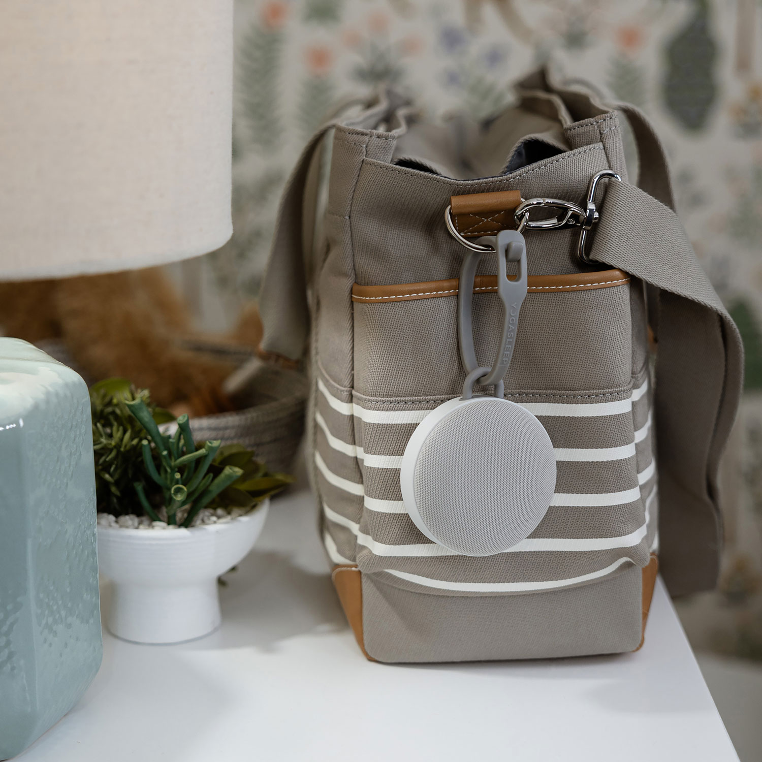 Yogasleep Hushh 2 Travel Sound Machine - White