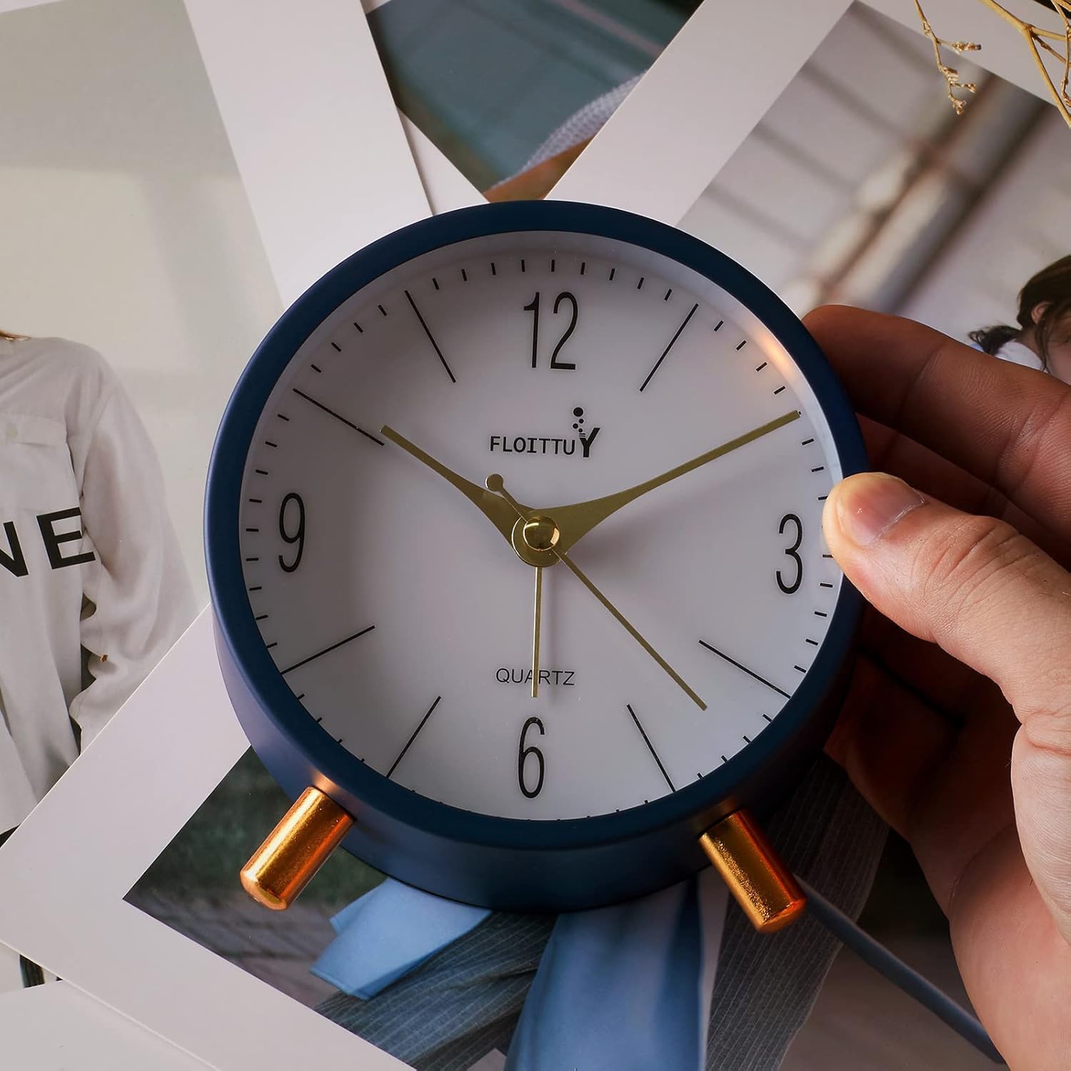 4 inches Super Silent Alarm Clock, Round Alarm Clock with Night Light,Battery Operated,Easy Set Entry Lux Stylefor Desk, Bedroom,Navy Blue