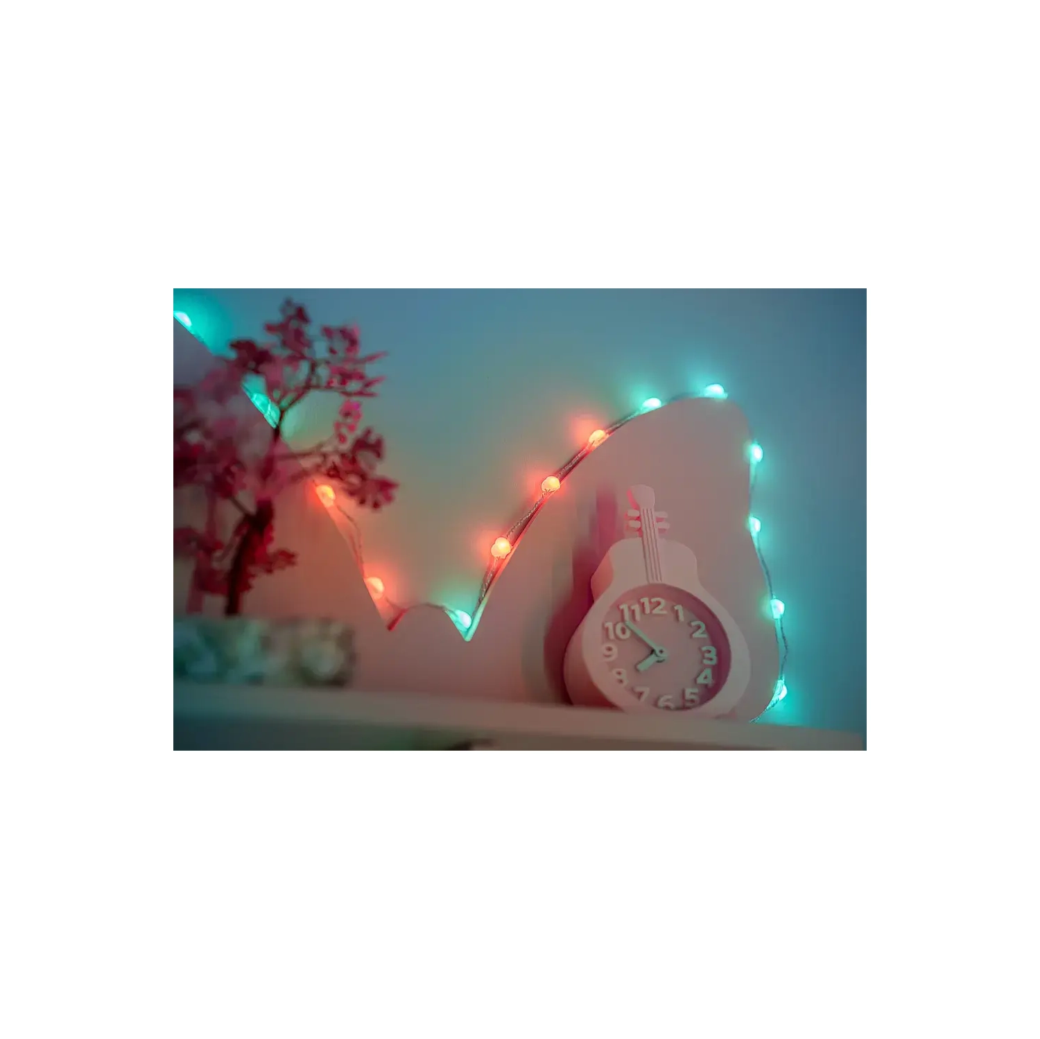 Twinkly - Candies Heart Shaped 100 RGB LED Smart Light String Clear Wire USB-C - Multicolor