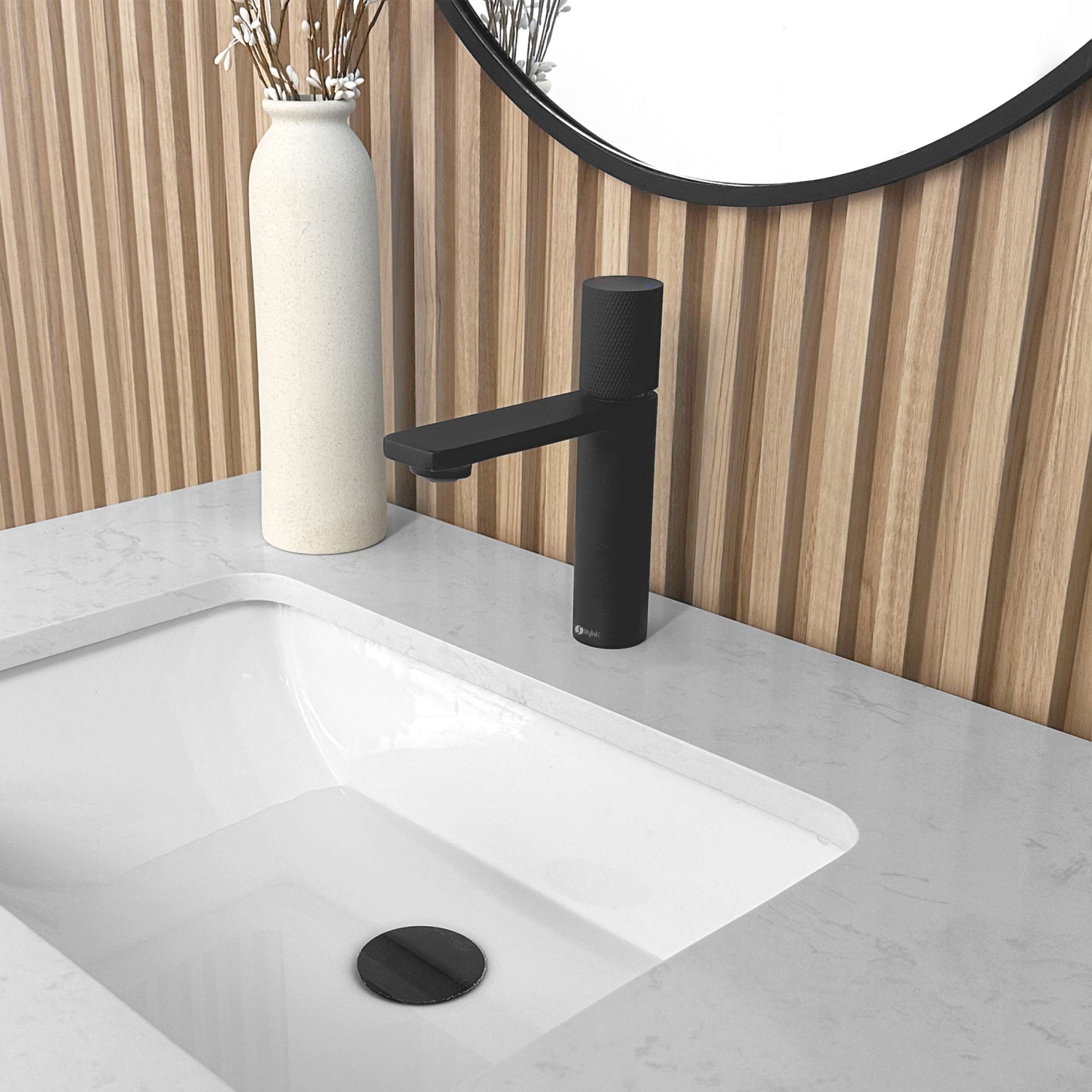 Stylish Riela Single Handle 7 1/2" Matte Black Bathroom Faucet B-104N