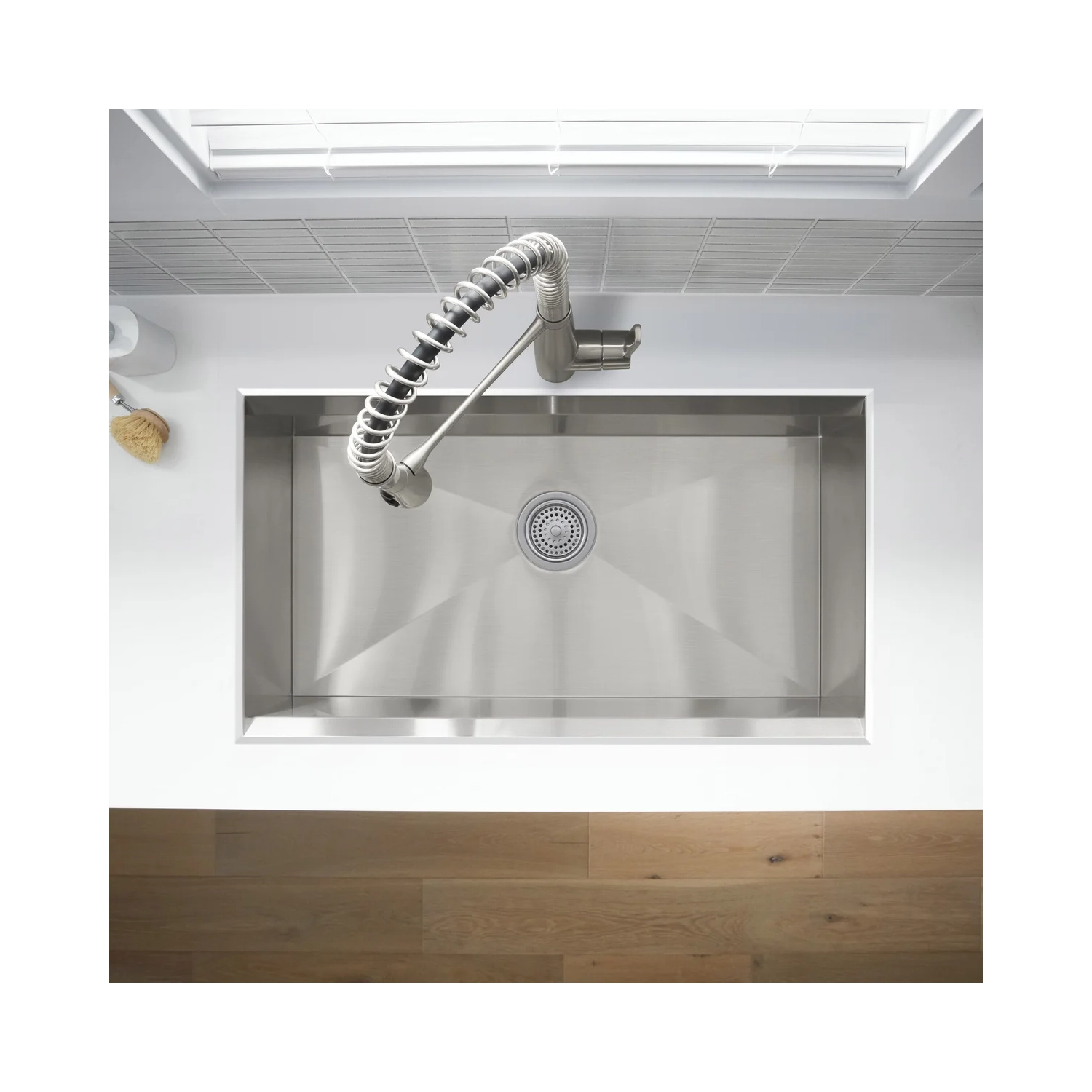 Nouveau robinet de cuisine semi-professionnel Kohler Vibrant en acier inoxydable