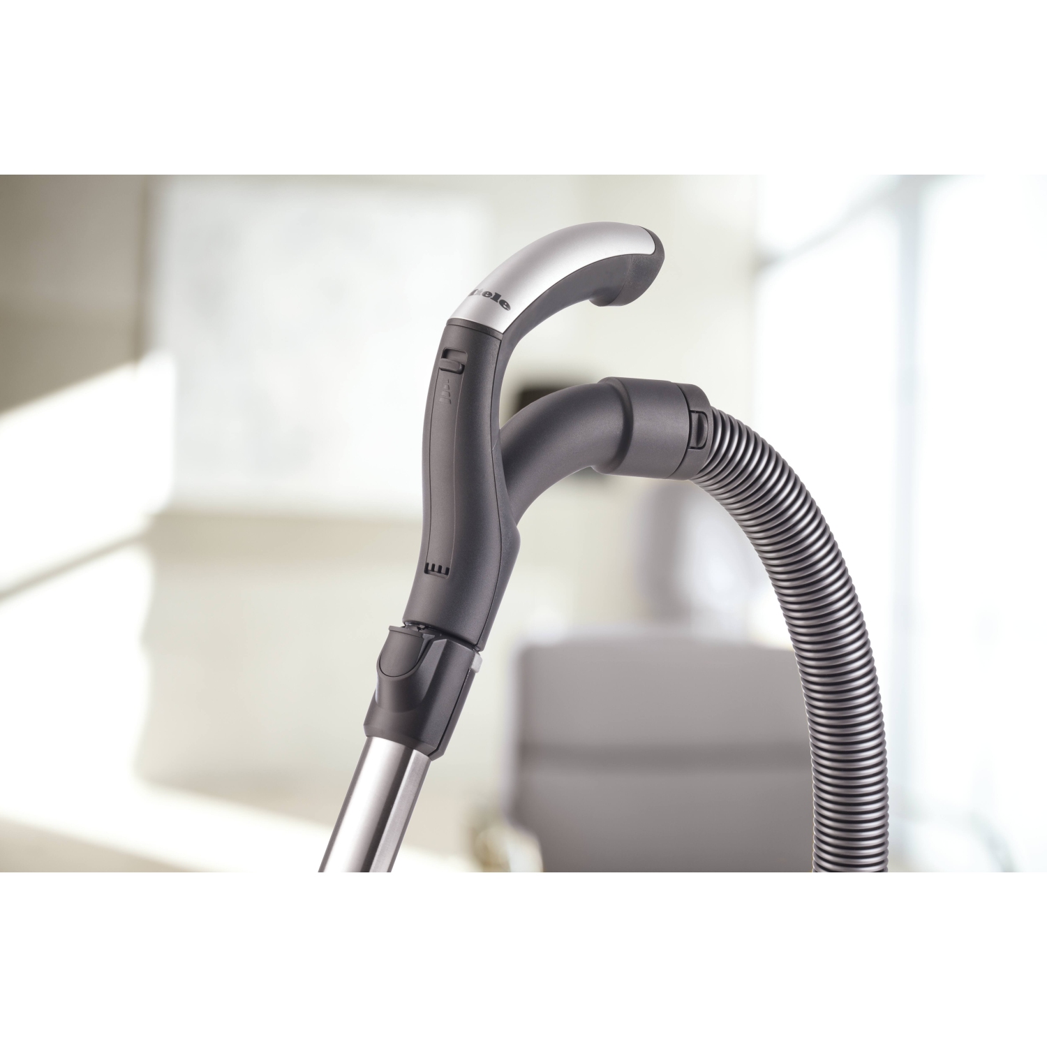 Miele Complete C3 Limited Edition Canister Vacuum Cleaner -Tayberry Red - 41GDE040CDN - Refurbished Excellent