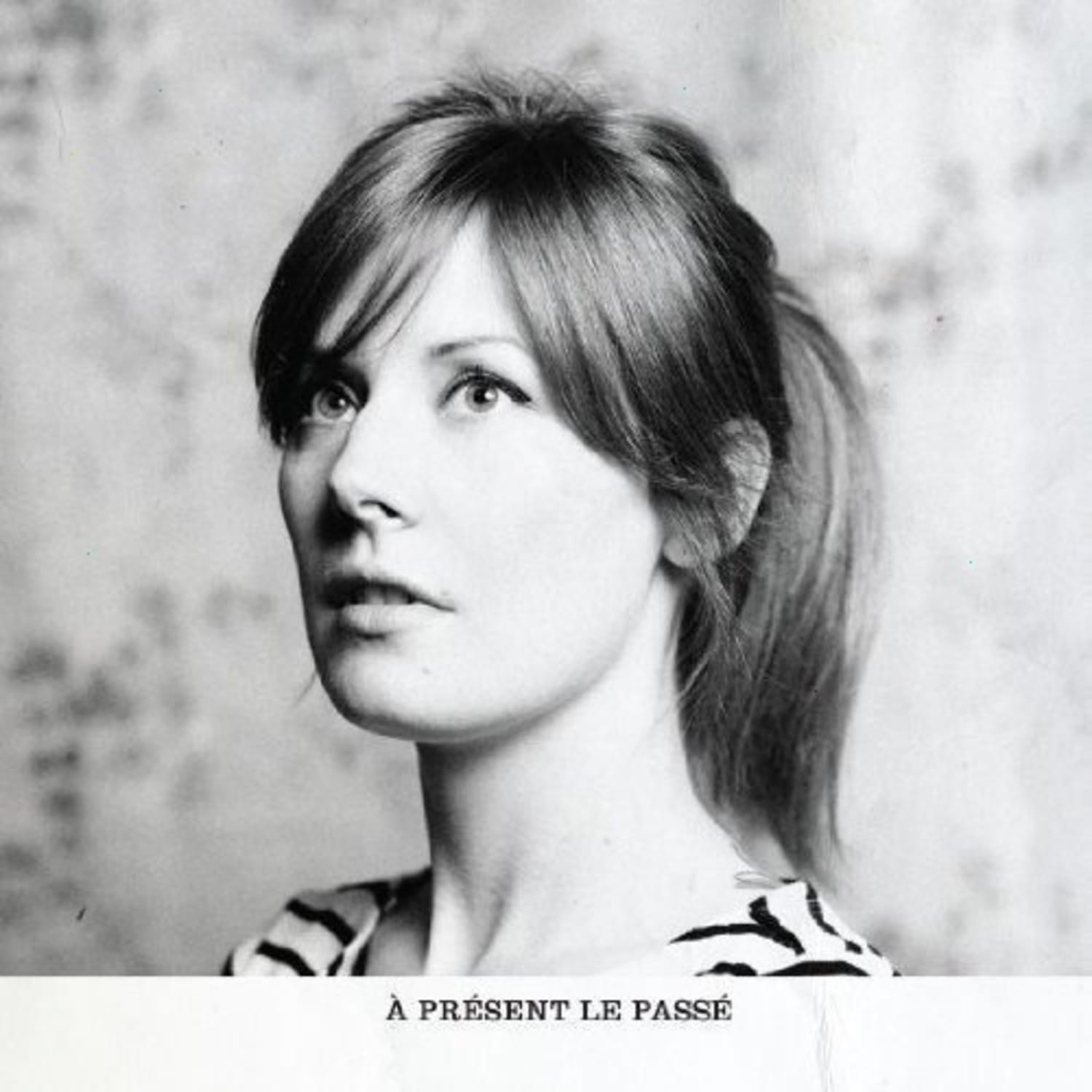 Laurence Hélie - A PRESENT LE PASSE - Vinyl