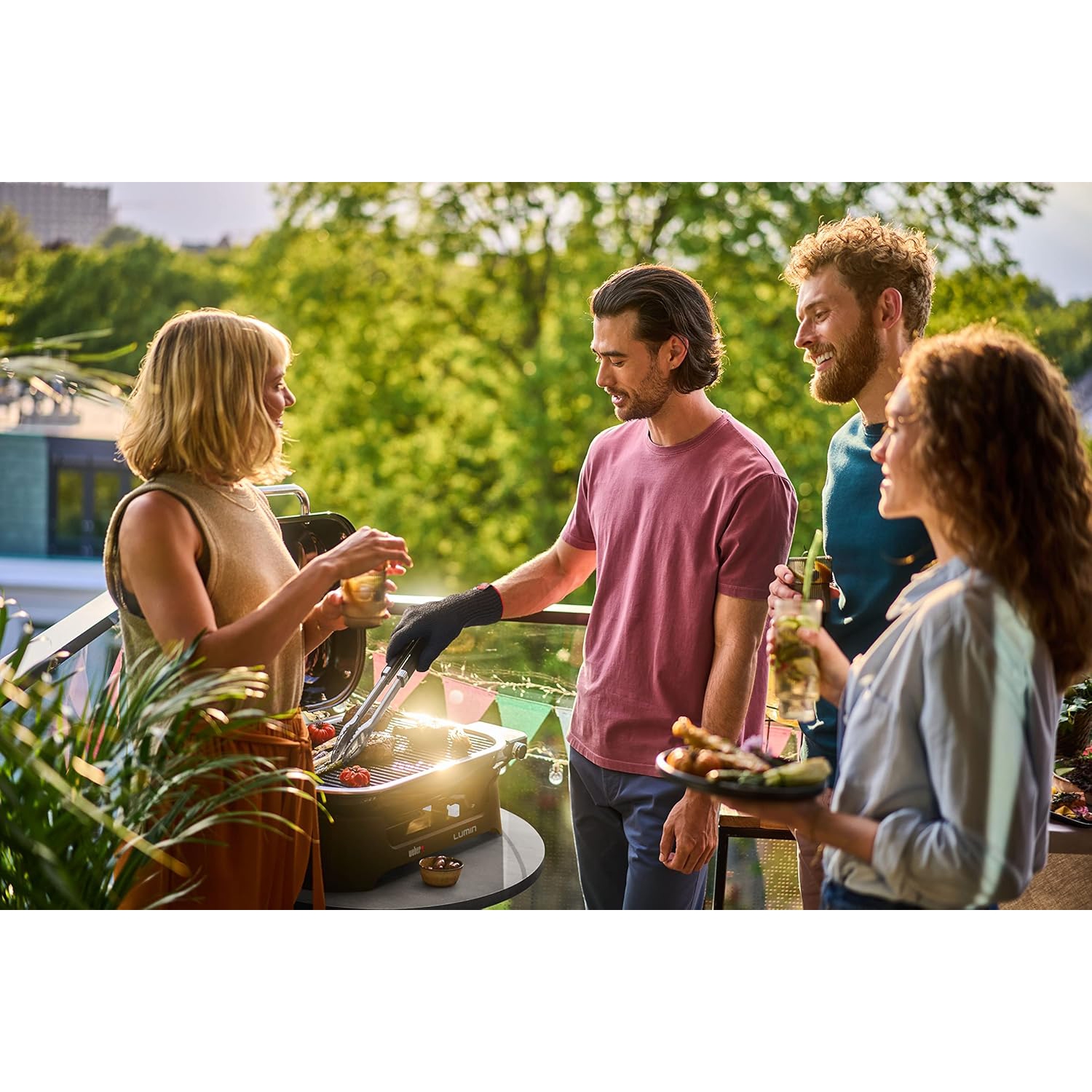 Barbecue électrique compact Lumin de Weber - Noir