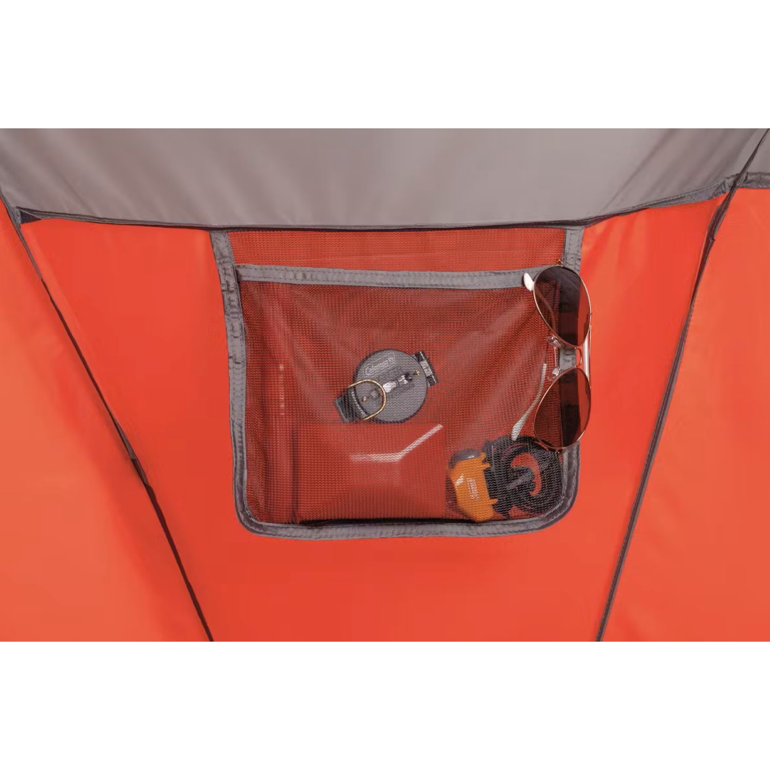 Tente dôme pour 8&nbsp;personnes de 16 x 7 pi avec porte à charnières