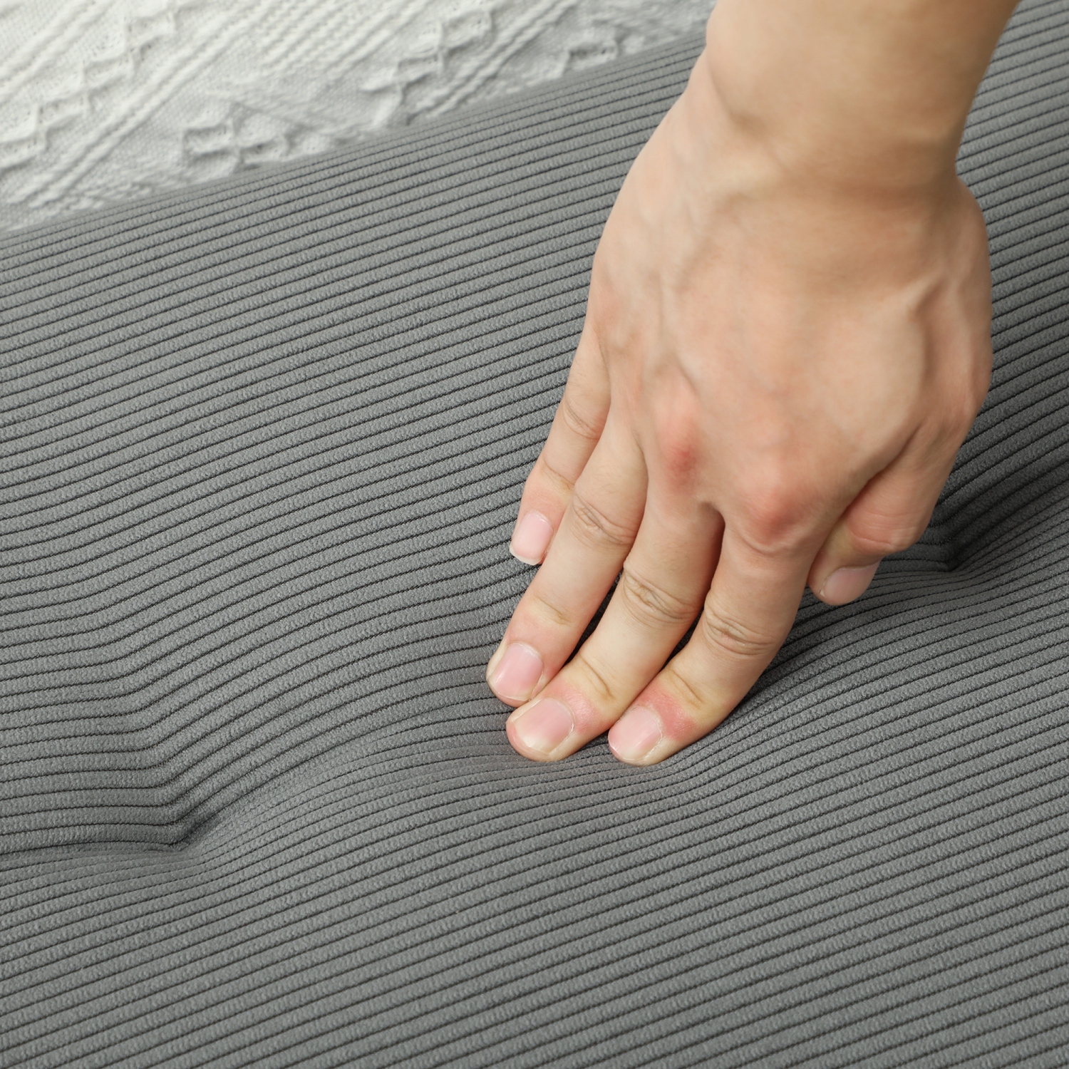 HOMCOM 39" Upholstered Bedroom Entryway Bench, Modern Corduroy Tufted End of Bed Bench with Padded Seat and Steel Legs for Living Room, Hallway, Grey