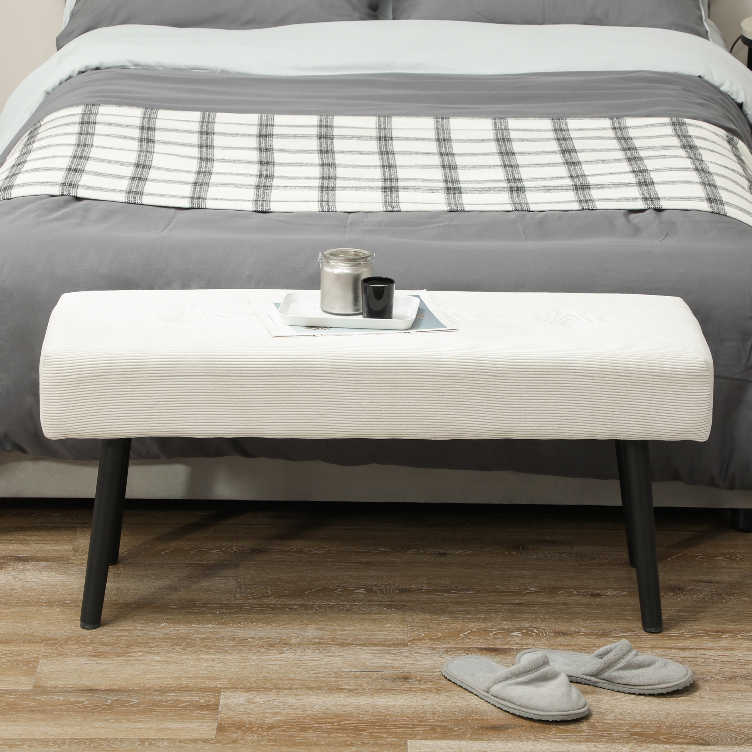 HOMCOM – Banc d'entrée de chambre à coucher rembourré de 39&nbsp;po, banc d'extrémité moderne capitonné en velours côtelé avec siège rembourré et