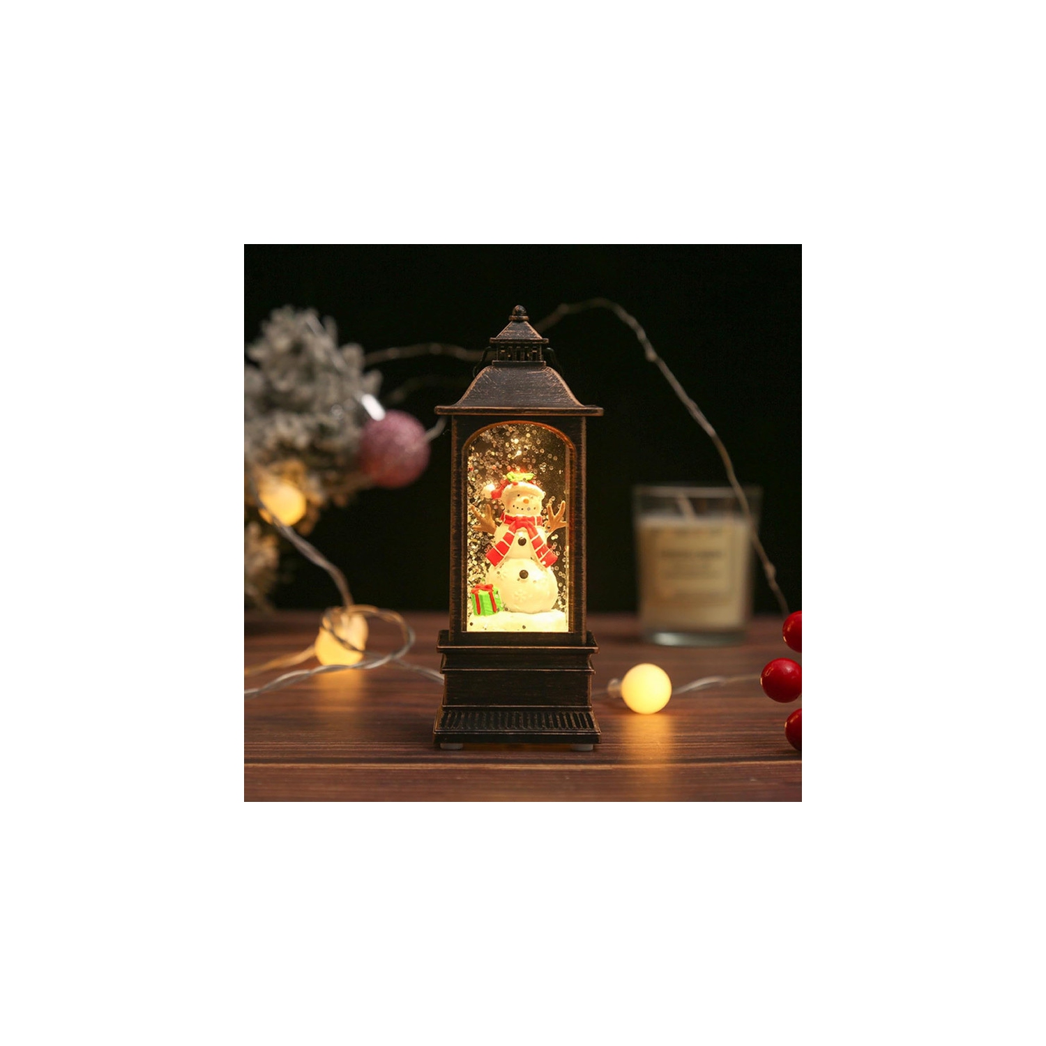 Décoration de Noël Lanterne tempête cadeau à la main Père Noël Injection d'eau Petite veilleuse portative Décoration de Noël Petite décoration de
