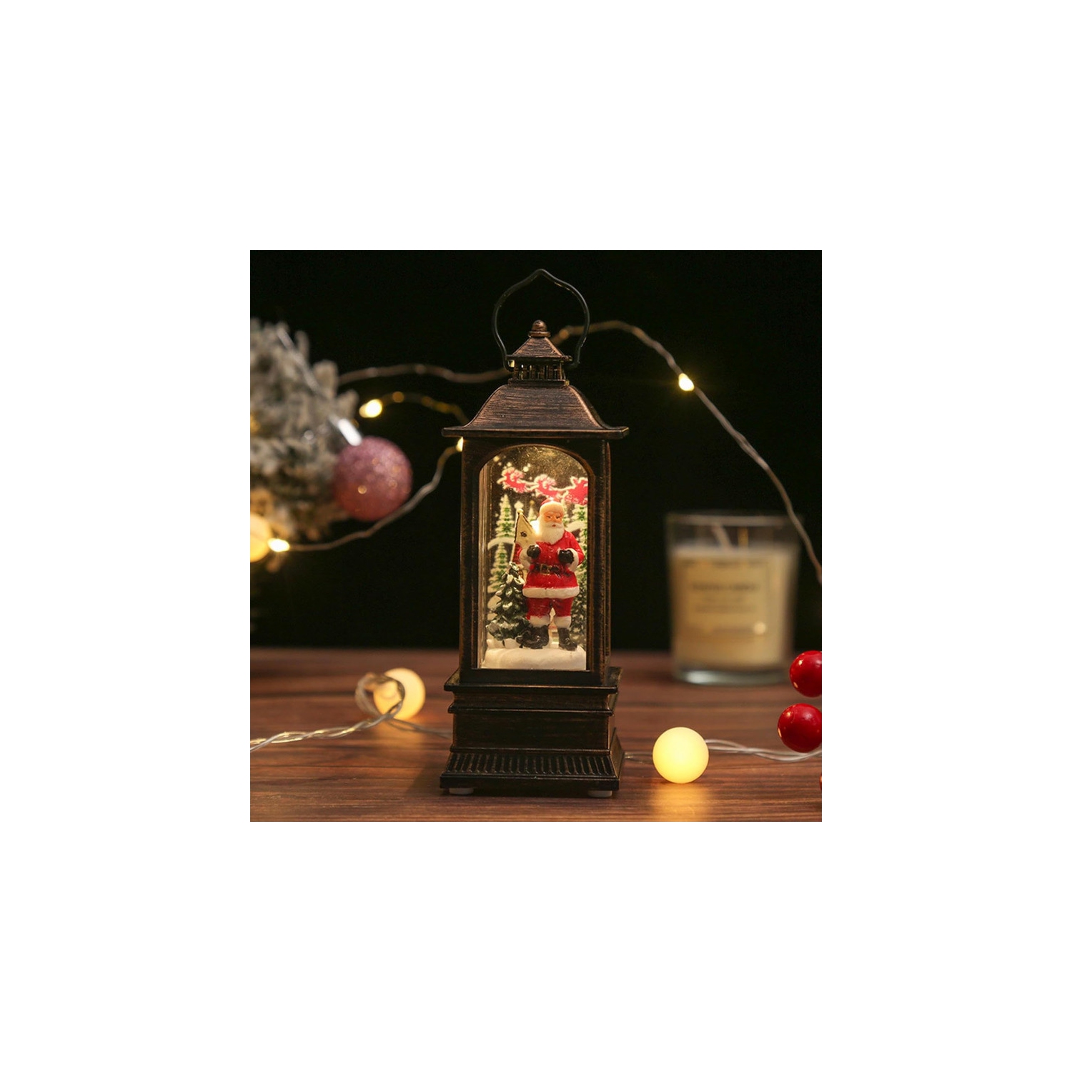 Décoration de Noël Lanterne tempête cadeau à la main Père Noël Injection d'eau Petite veilleuse portative Décoration de Noël Petite décoration de