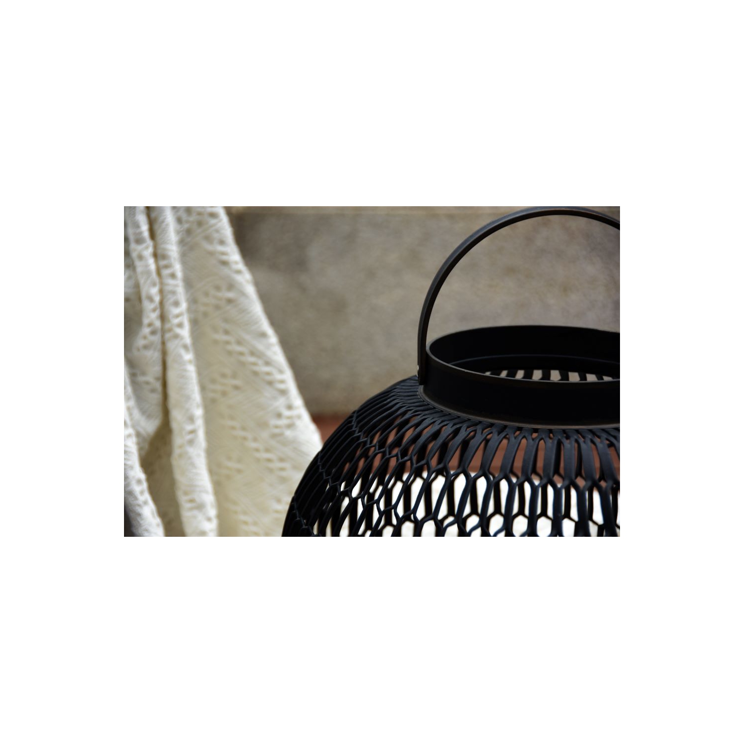 Elementi - Lantern with Handle - Round