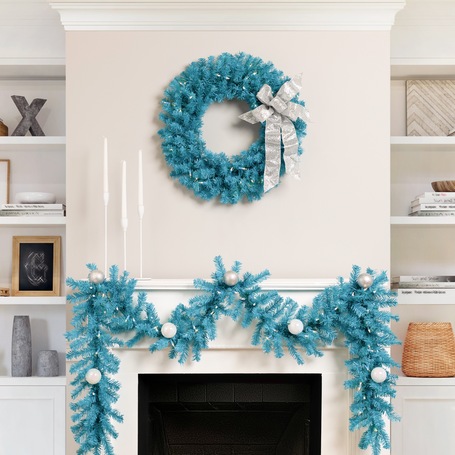 Pre-Lit Artificial Pine Christmas Garland - 9' - Turquois Blue - Clear Lights