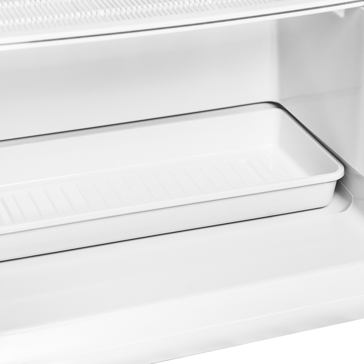 Danby Designer DUFM043A2WDD 4,3 pi3 avec Congélateur vertical en blanc