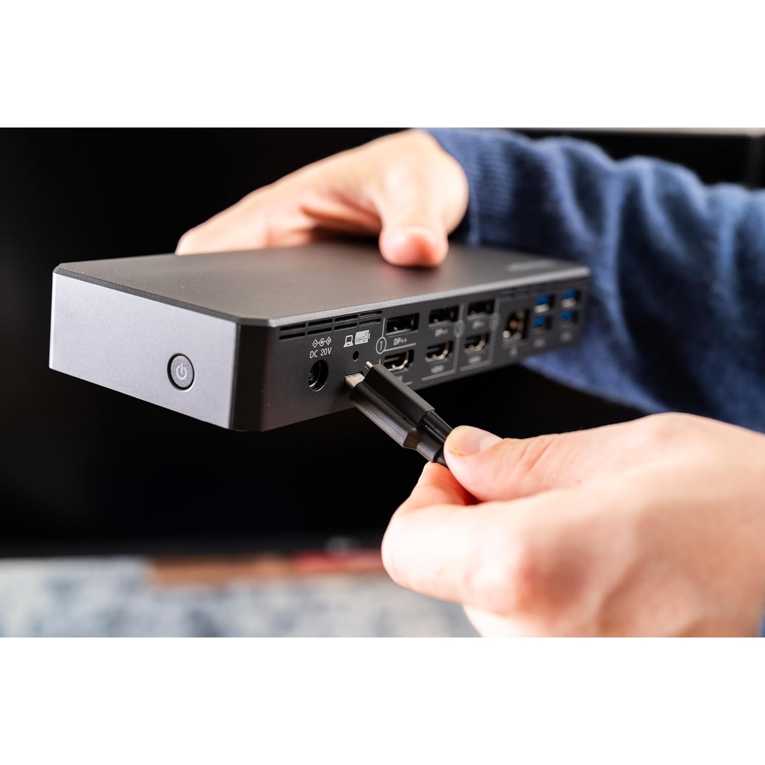 Kensington – Station d'accueil universelle DisplayLink SD4782P EQ, double vidéo 4K, 2 HDMI, 2 DisplayPort, avec 100&nbsp;W Power Delivery, Ethernet,