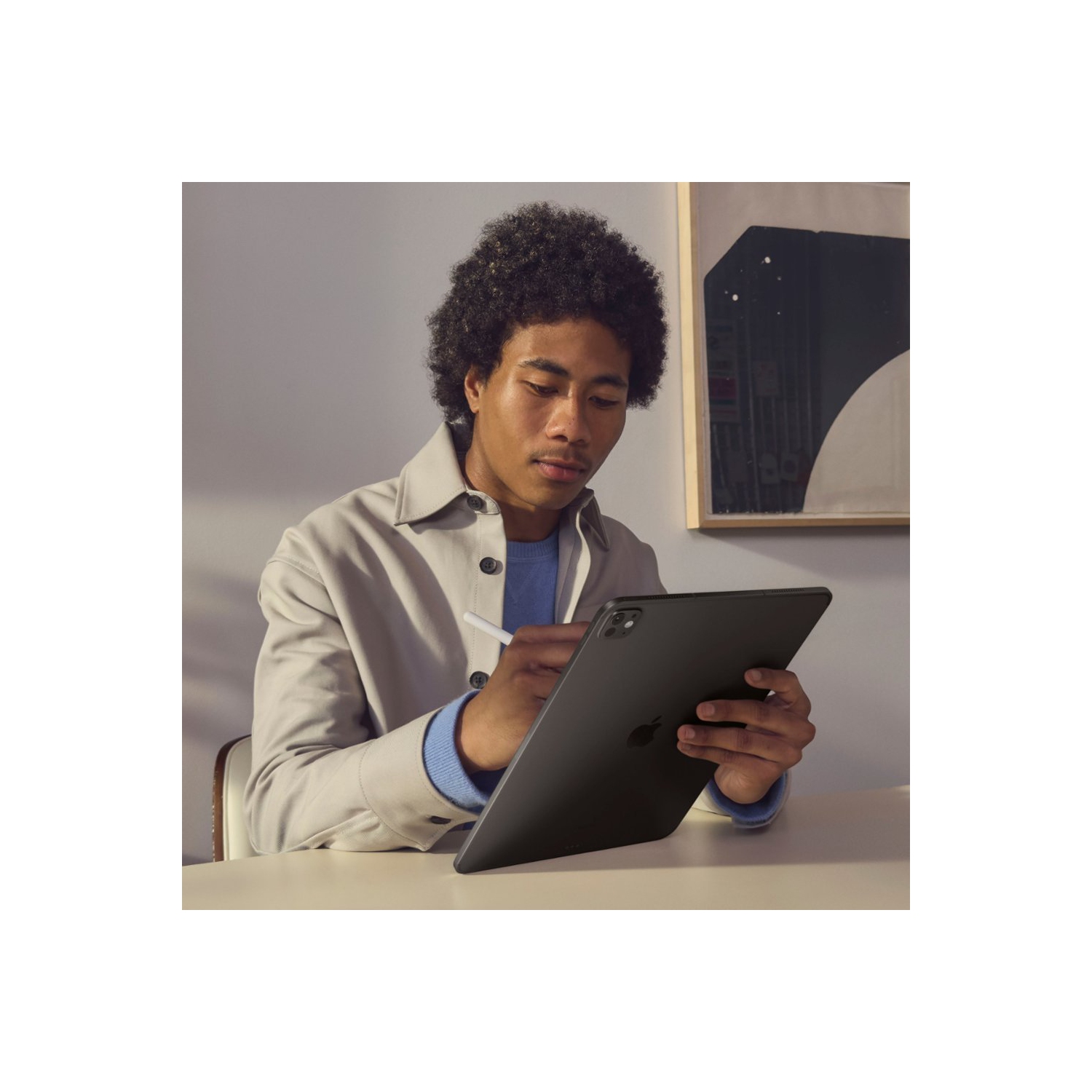 Remis à neuf - iPad Pro 11&nbsp;po d'Apple 256&nbsp;Go avec Wi-Fi et 5G (génération 5ᵉ) - Noir infini