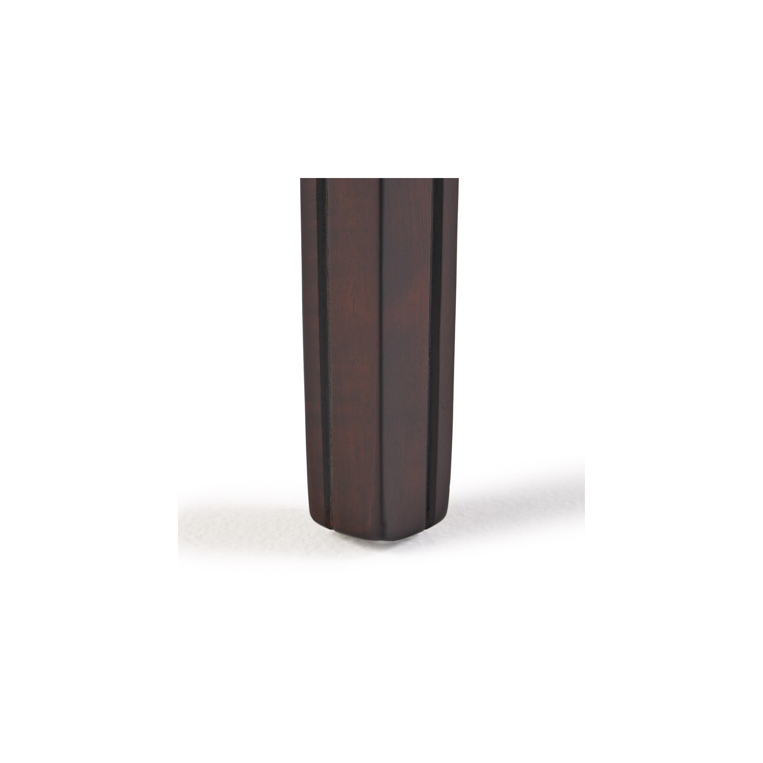 Ensemble de 2 tabourets de bar en cuir de polyuréthane avec pattes en bois massif sans dossier Chaise de cuisine siège selle STUDDED Chaises hauteur