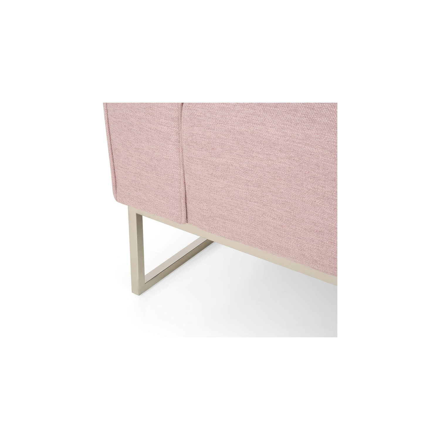 Canapé 2 places en tissu rose 82,75&nbsp;po, pattes argentées élégantes et revêtement ultradoux. Sièges très profonds pour un confort optimal. Idéal