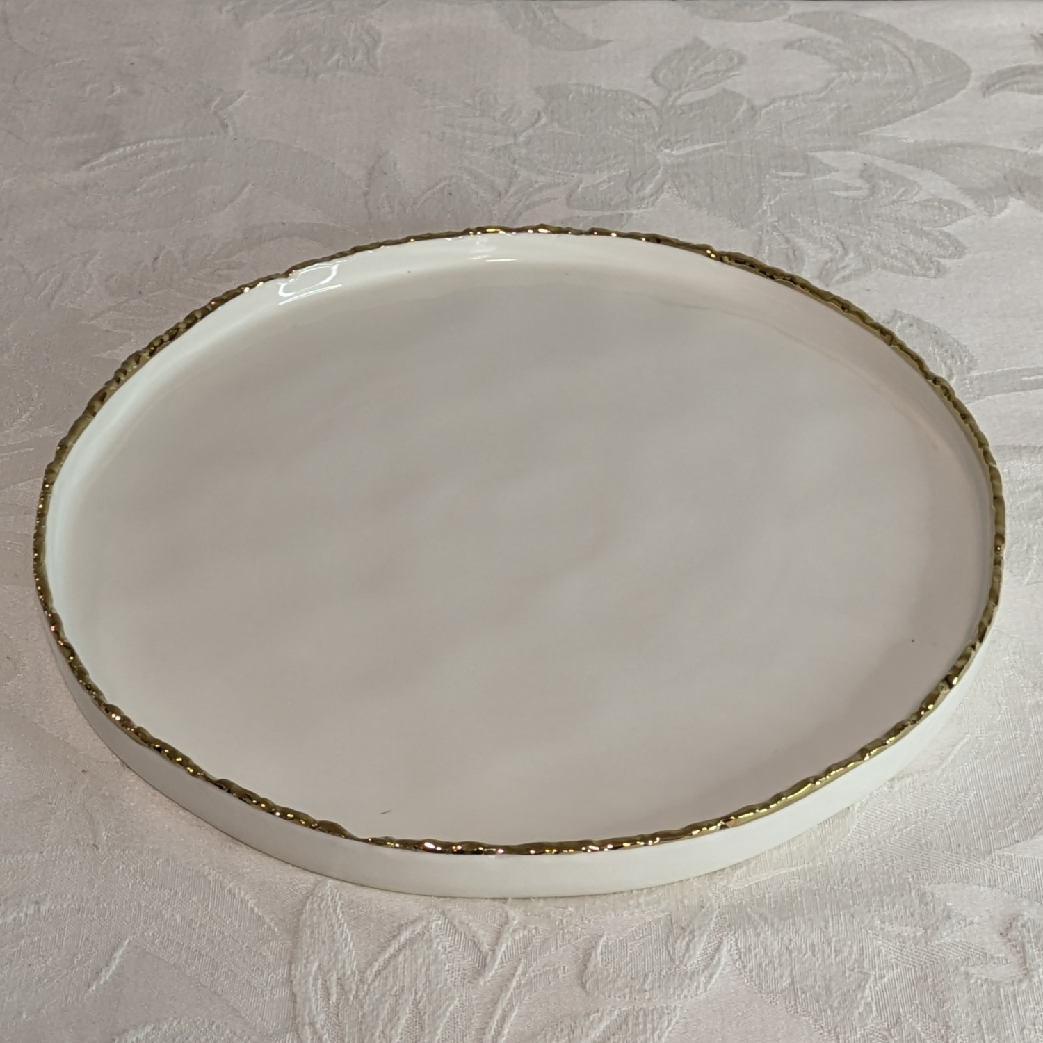 9.5" Simplicity Collection White Porcelain Gold Trim Raised Rim Round Shape Dessert Plate