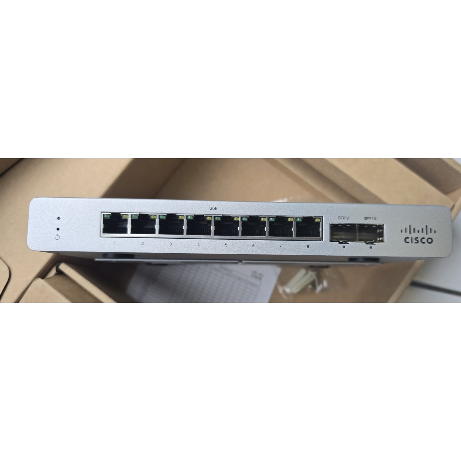 Cisco Meraki Cloud Managed MS120-8 - Switch - Managed - 8 x 10/100/1000 + 2 x Gigabit SFP - desktop, wall mountable