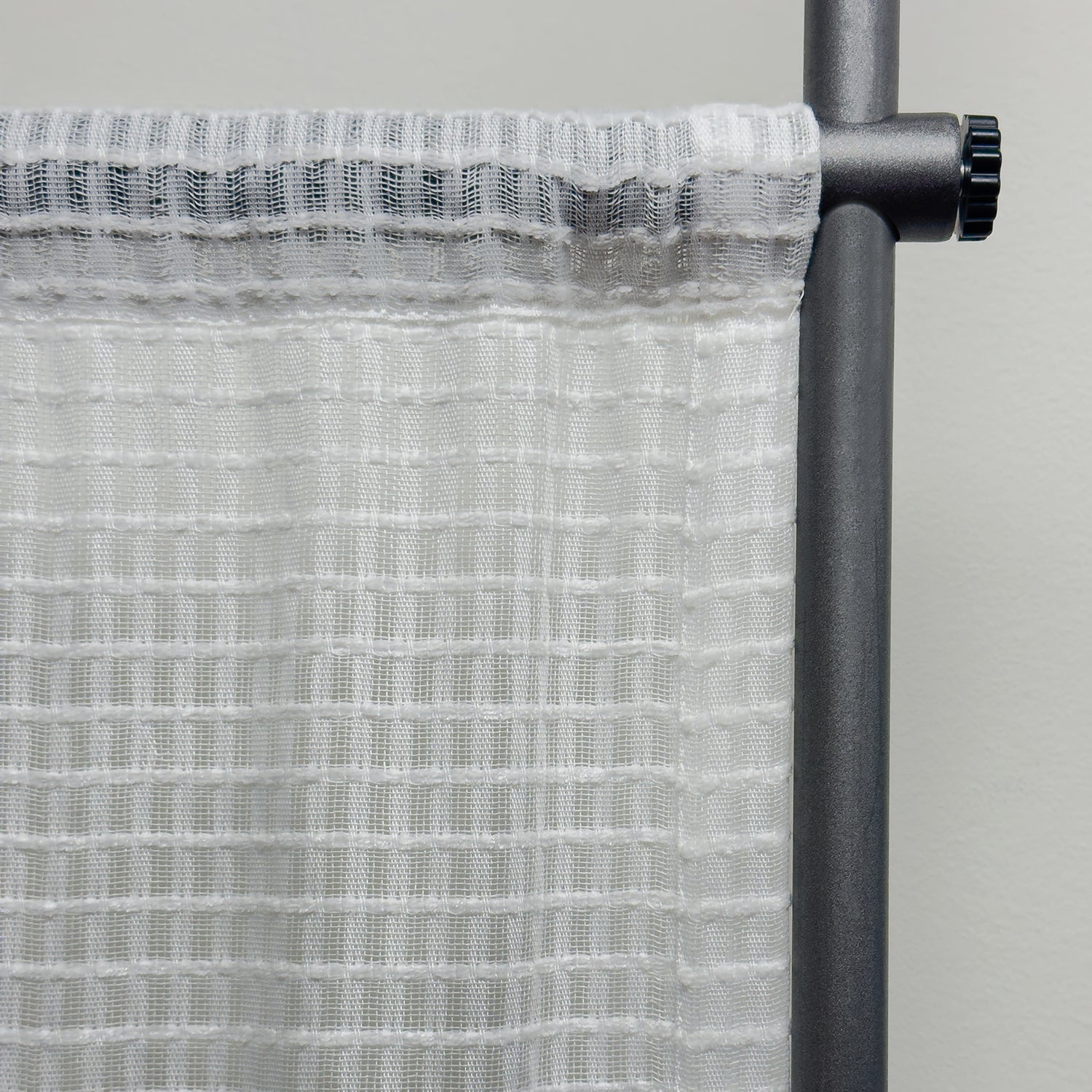 Versailles – Panneau de confidentialité en tissu gaufré, 42 x 72&nbsp;po, hauteur réglable, blanc