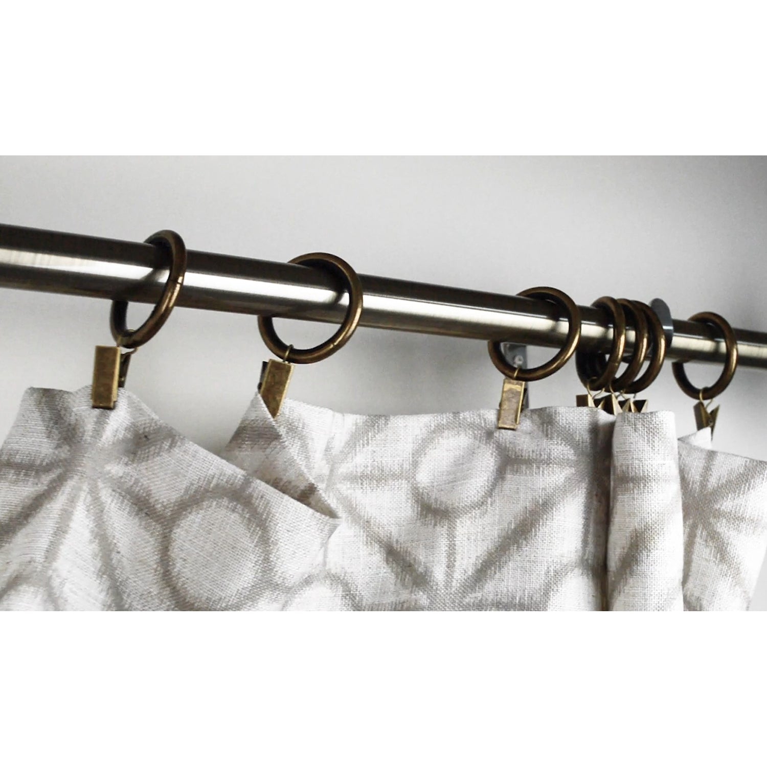 Versailles - Set of 7 Curtain Clip Rings with Nylon Lining, Silent Glide, Brass