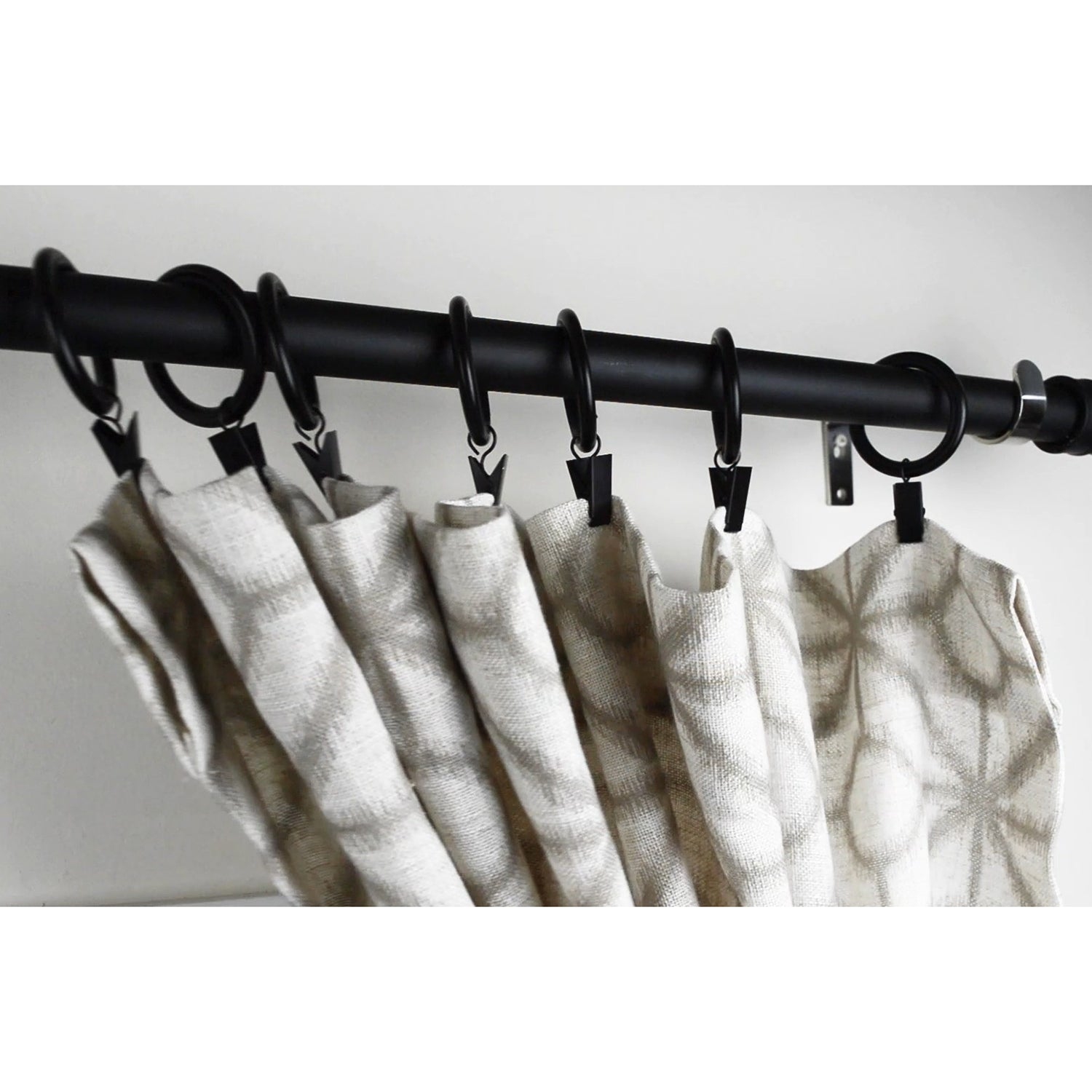 Versailles - Set of 7 Curtain Clip Rings with Nylon Lining, Silent Glide, Black