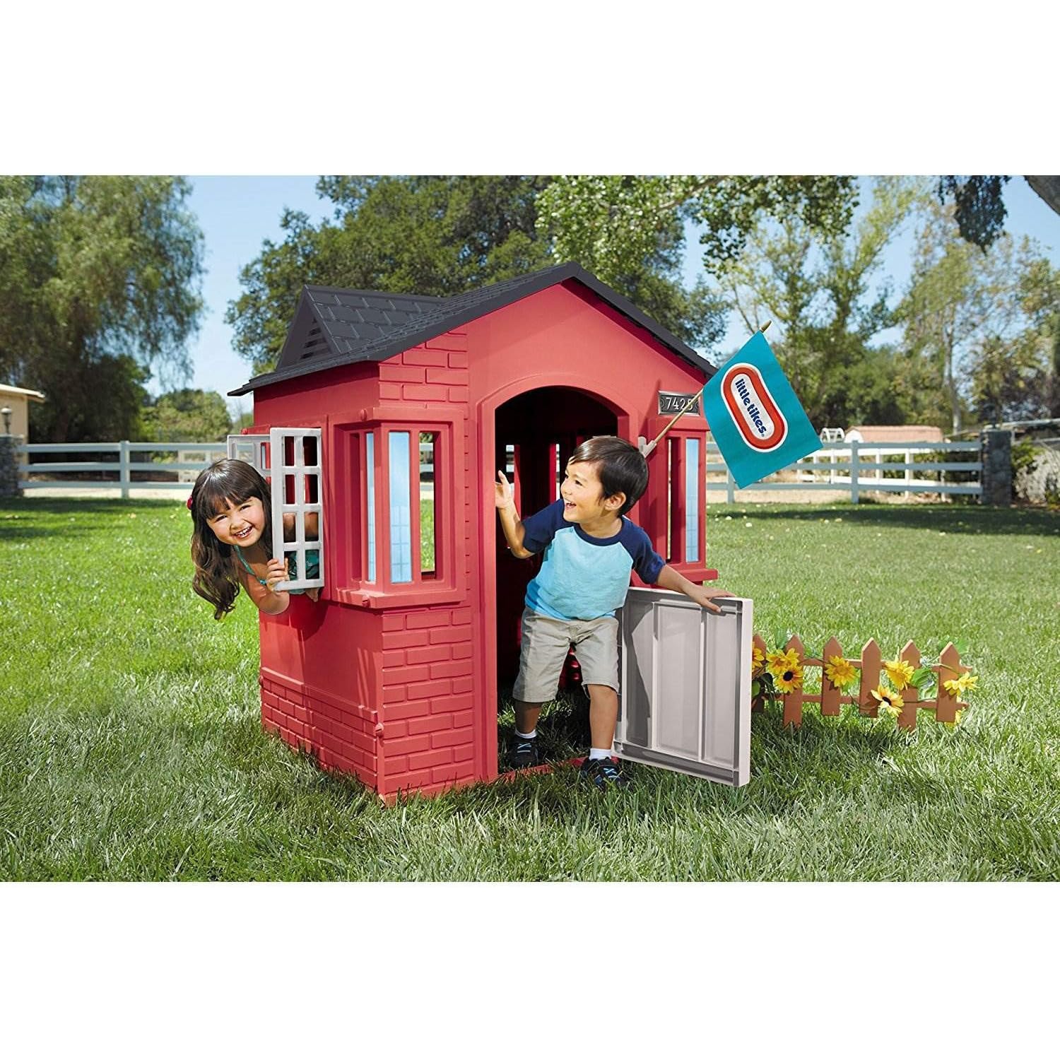 Little Tikes Cape Cottage, Red