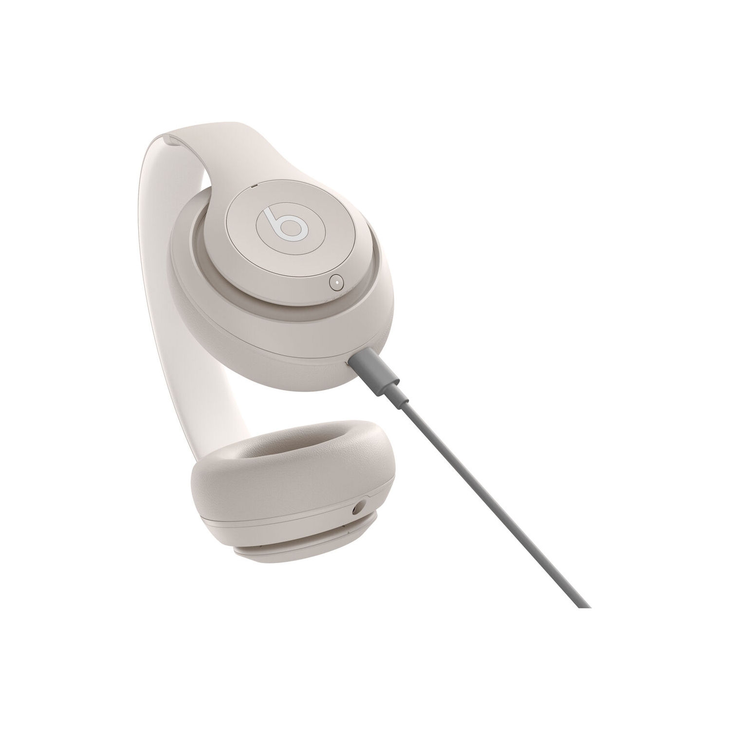 Beats by Dr. Dre Studio Pro Wireless Over-Ear Headphones Bundle