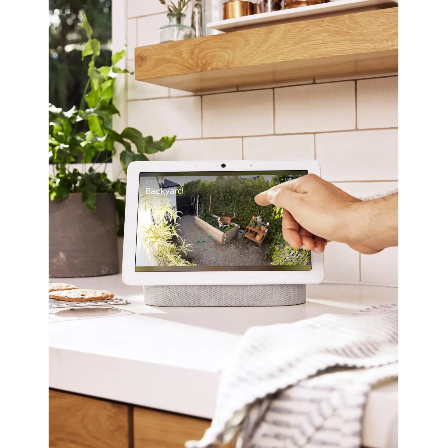 Google – Ensemble de 3 caméras de surveillance sans fil intérieures/extérieures à batterie Nest Cam Surveillance vidéo intelligente – Blanc