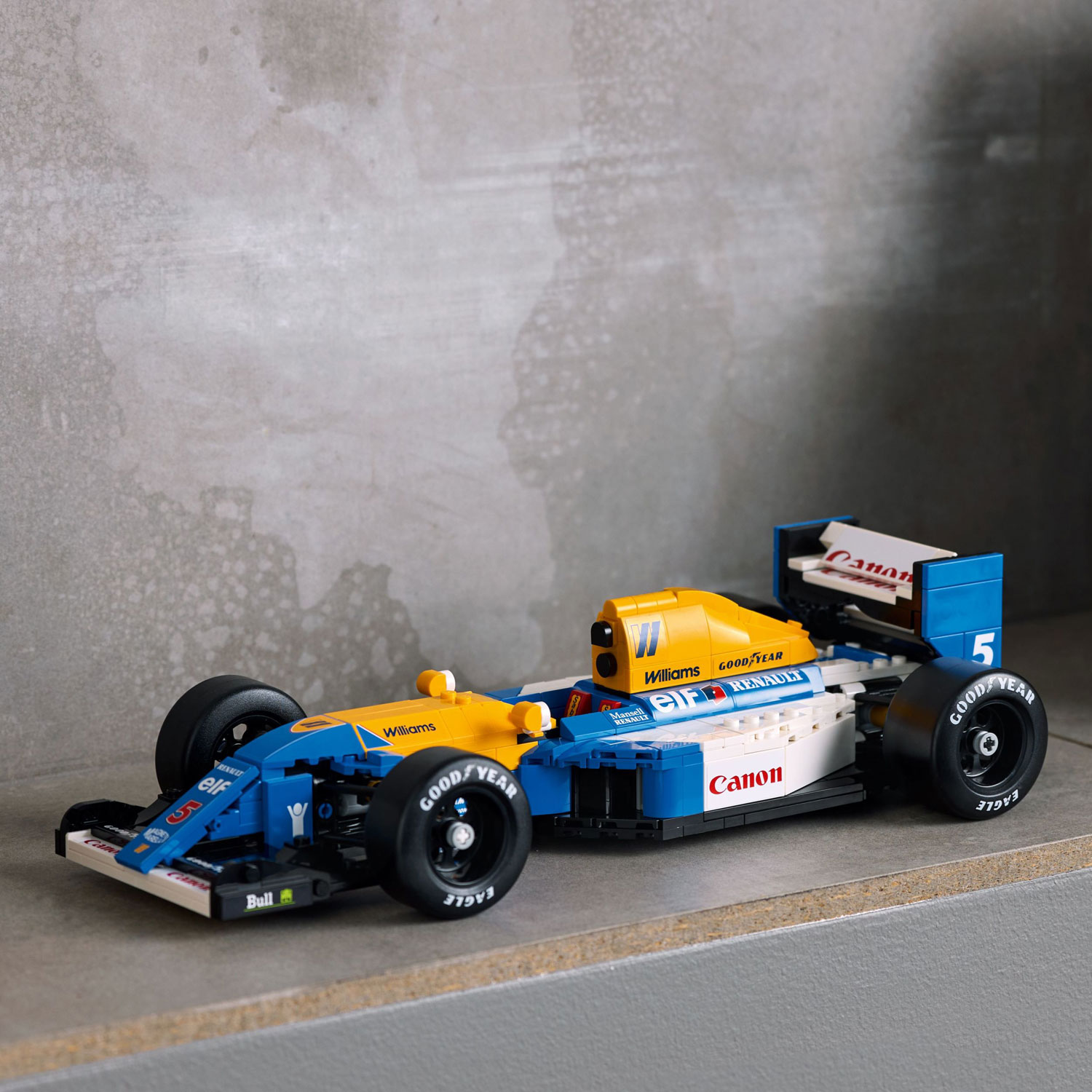LEGO Icons: Williams Racing FW14B et Nigel Mansell - 799 pièces