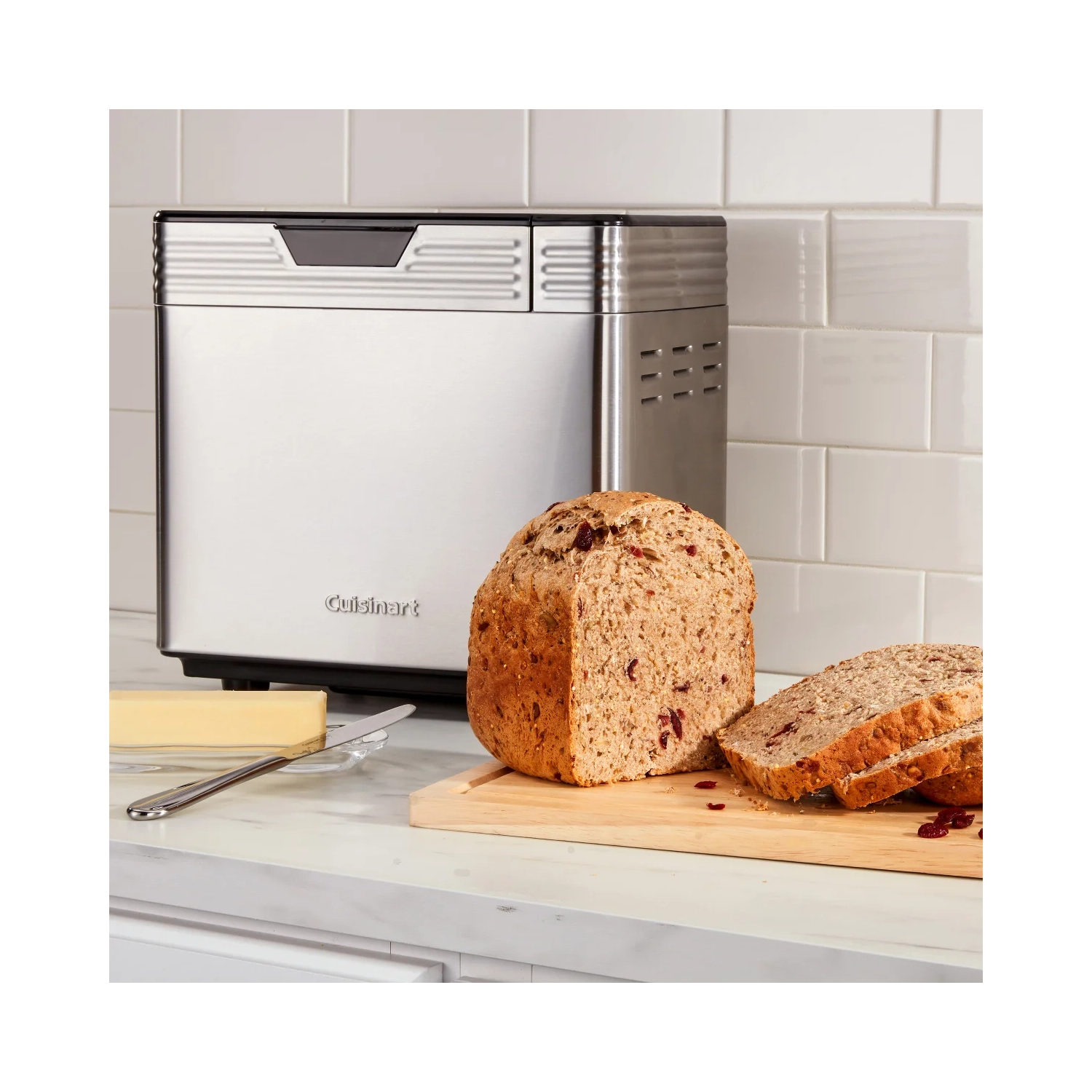 Machine à pain à convection de Cuisinart : 16 options de menu, 3 formats de pain jusqu'à 2 lb, 3 couleurs de croûte