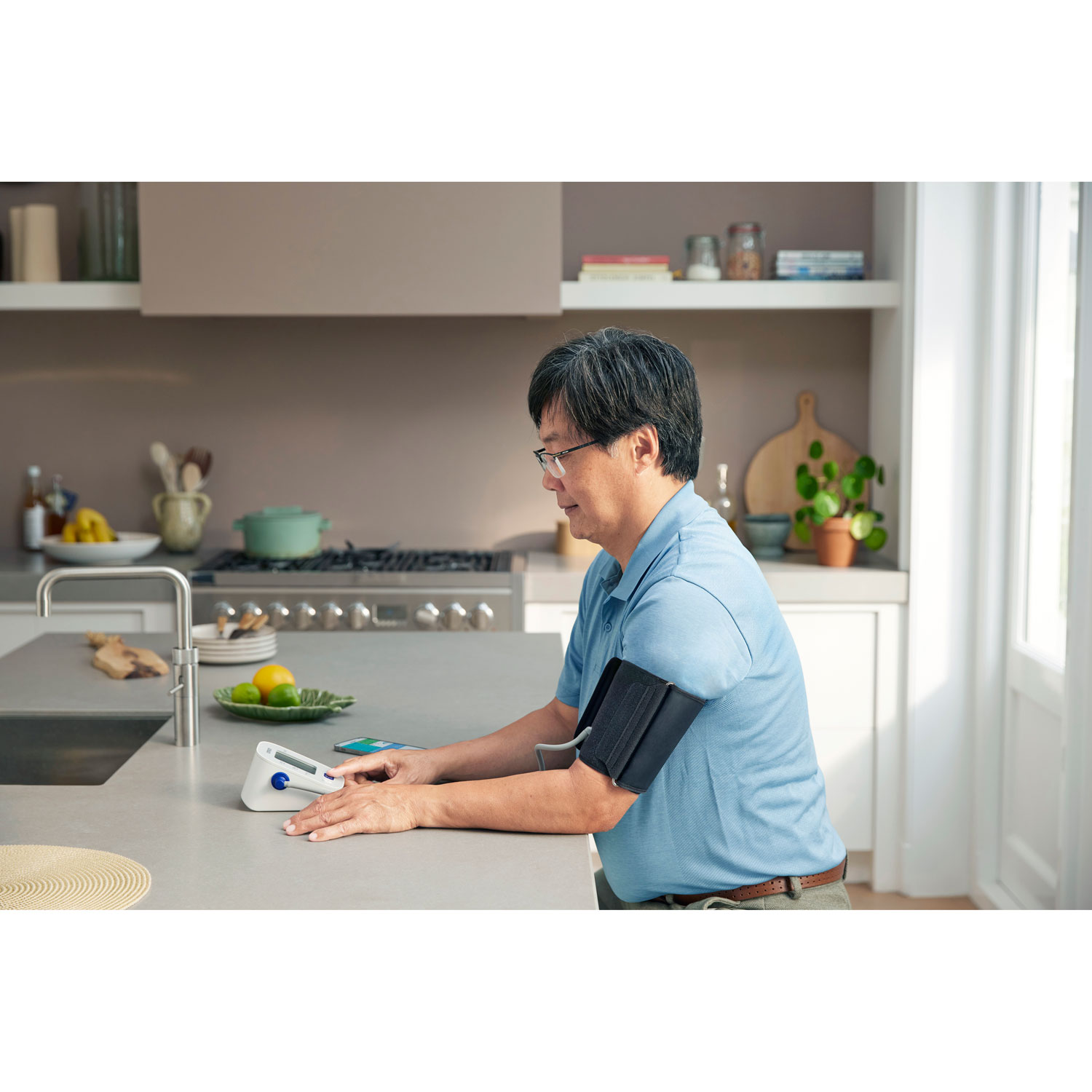 Tensiomètre pour le bras Série 3 d'Omron