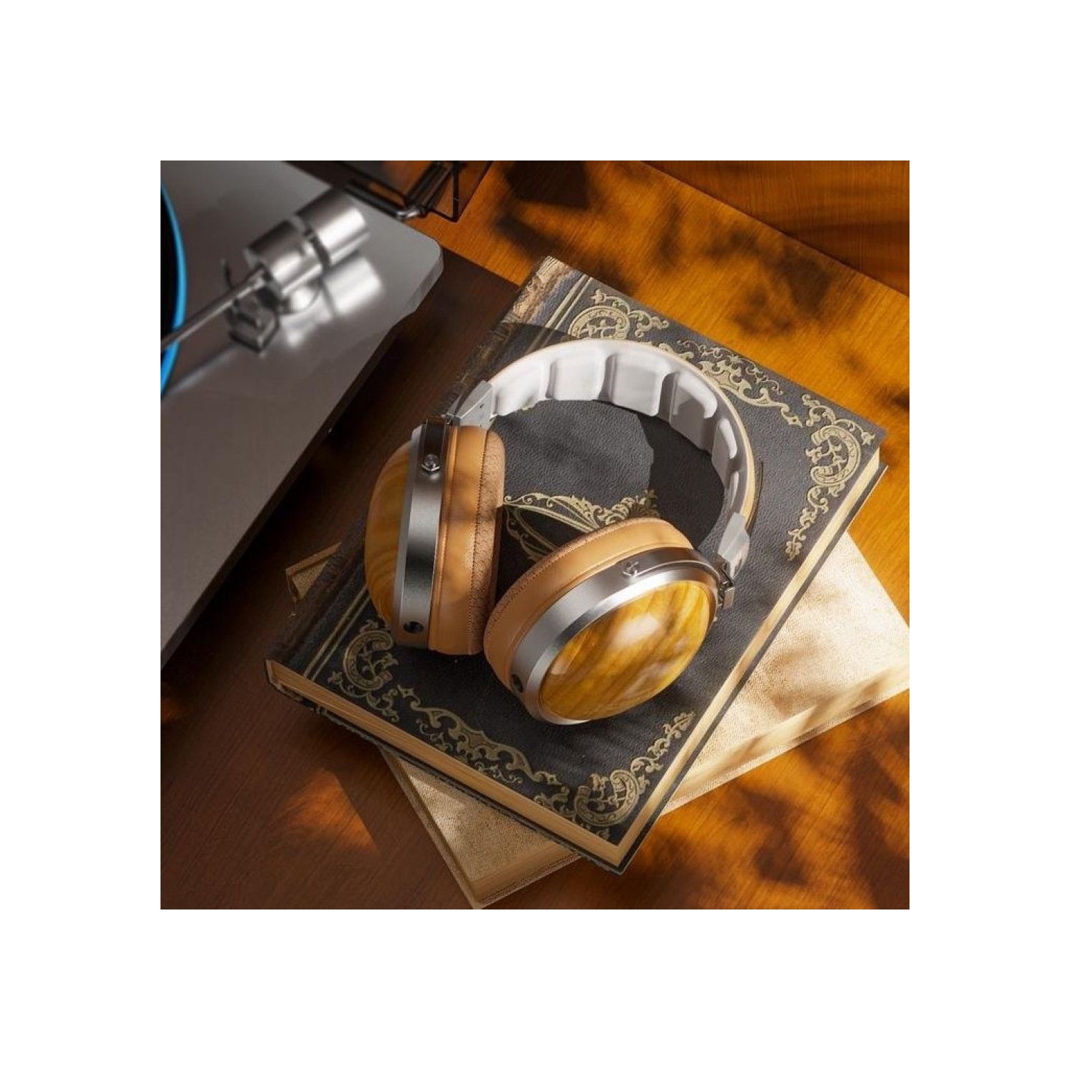 Casque d'écoute haute fidélité filaire à dos fermé avec diaphragme en composite fibre Nanowood FT1 de FiiO avec sac de transport en prime