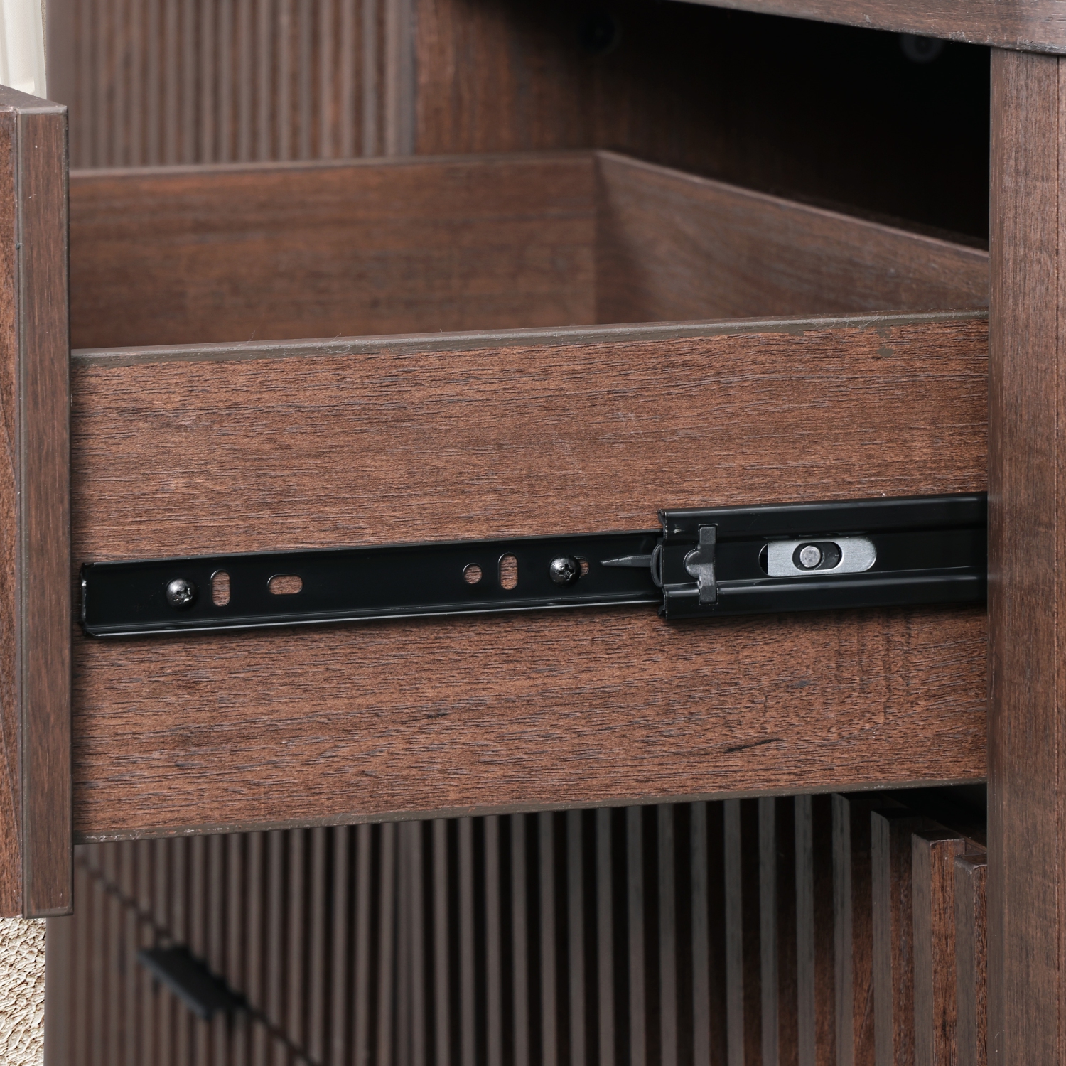 Commode cannelée WAMPAT pour chambre à coucher avec 6 tiroirs, commode moderne à tiroirs avec profil incurvé, range-tout en bois pour chambre, salon,