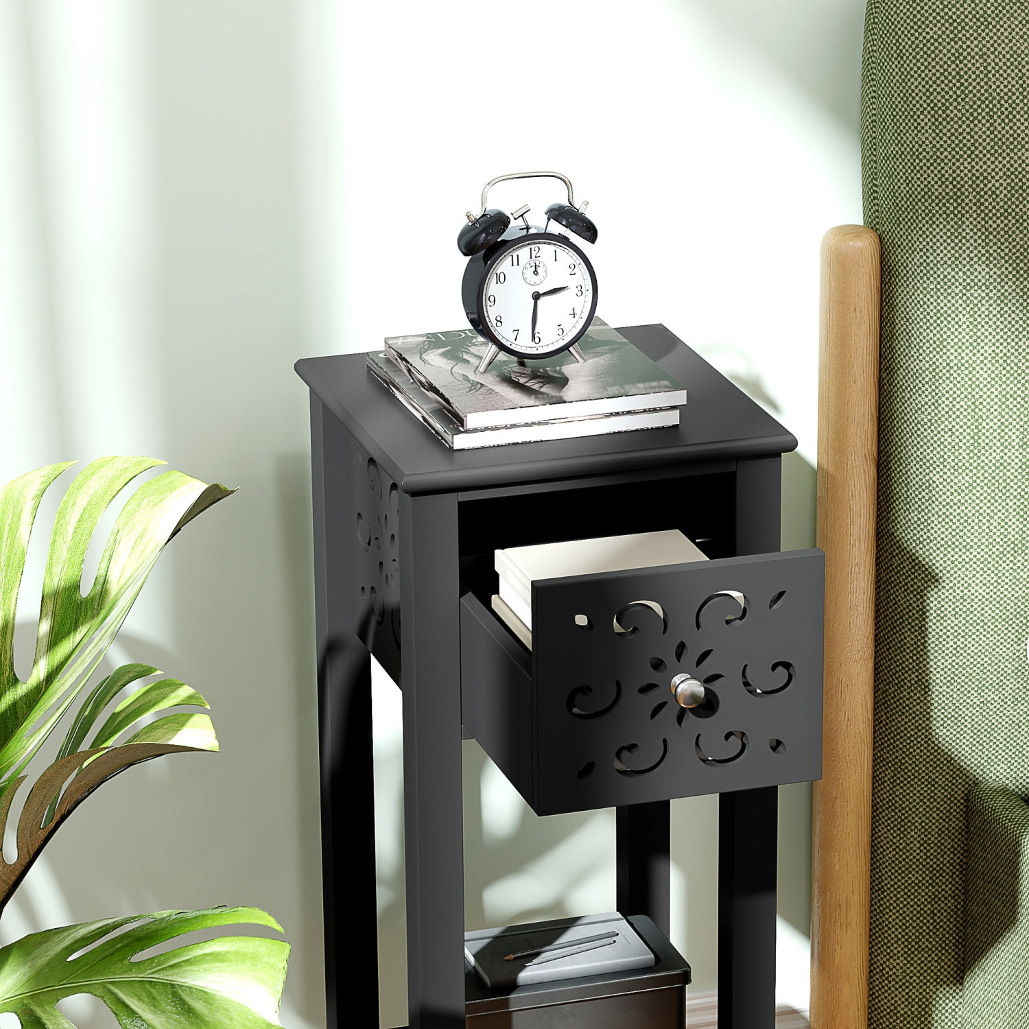 HOMCOM Nightstand Set of 2, Bedside Table Set with Drawer and Open Storage Shelf, End Table Set with Flower-Shaped Design for Bedroom, Black