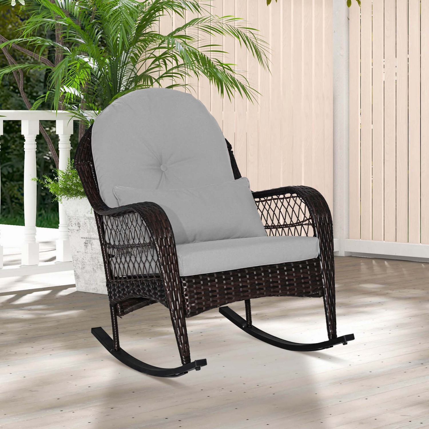 Chaise berçante de patio en osier de Costway avec coussins de dossier et coussin lombaire désactivés