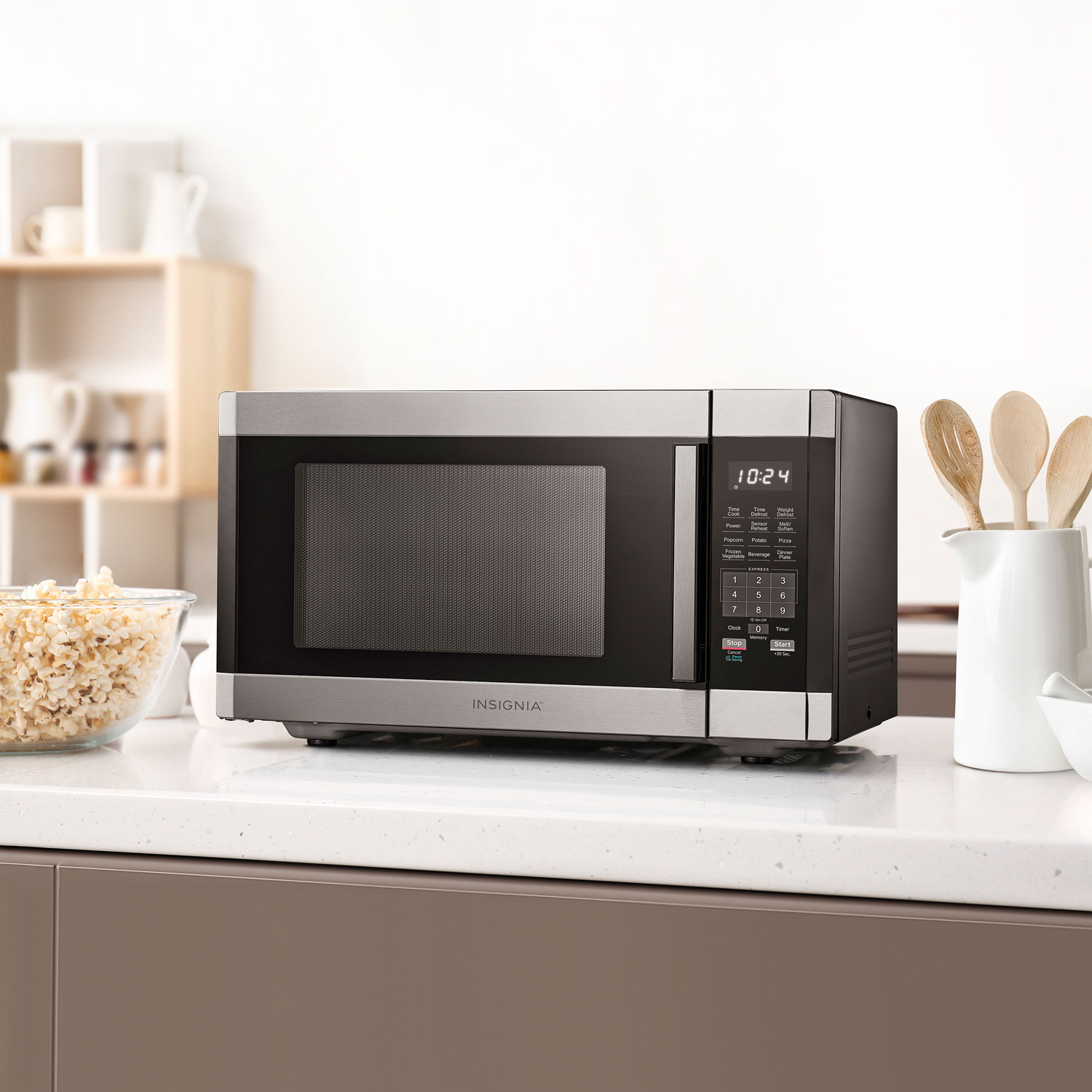 Four à micro-ondes de 1,6 pi³ d'Insignia - Acier inoxydable - Exclusivité Best Buy