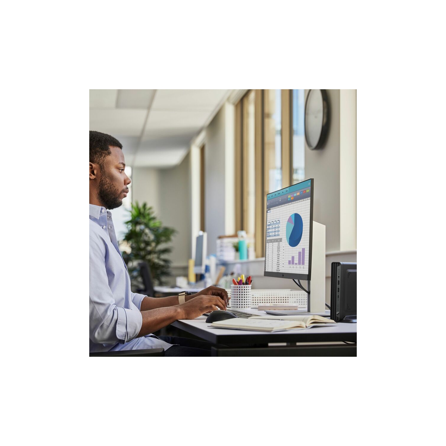 HP Pro Mini 400 G9 Desktop PC - - (B17T4AT#ABA)