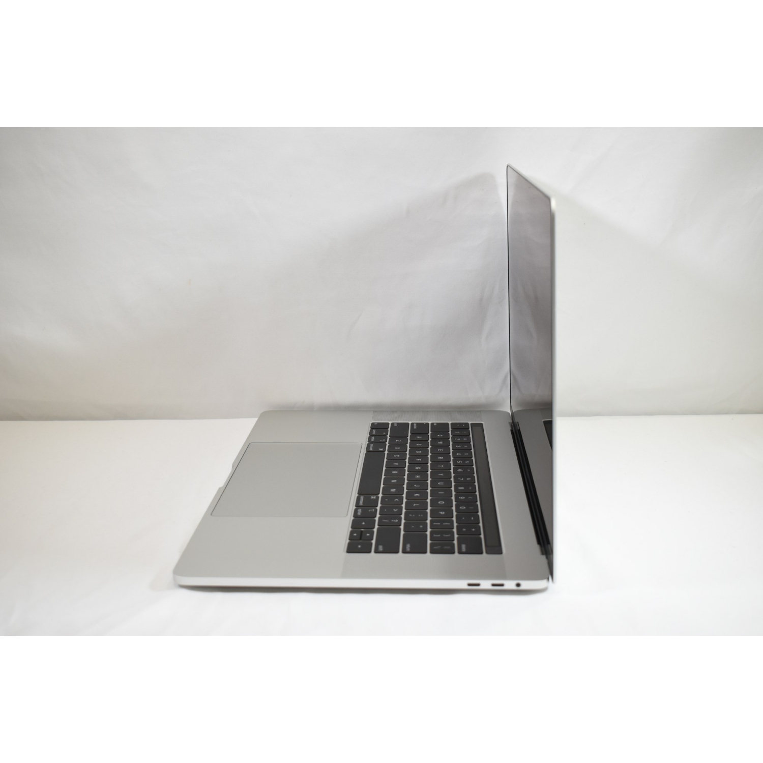 Refurbished - Apple MacBook Pro 15 2018 i7/16GB/512GB