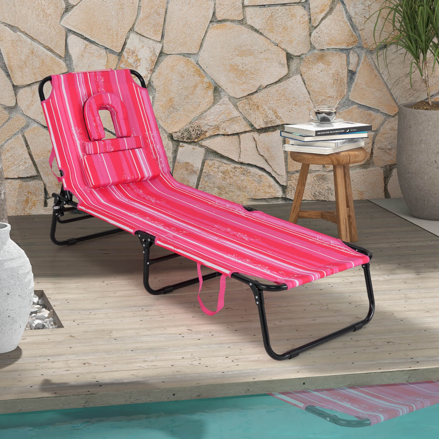 Chaise longue Beach de Costway avec coussins à trou frontal et dossier réglable à 5 positions