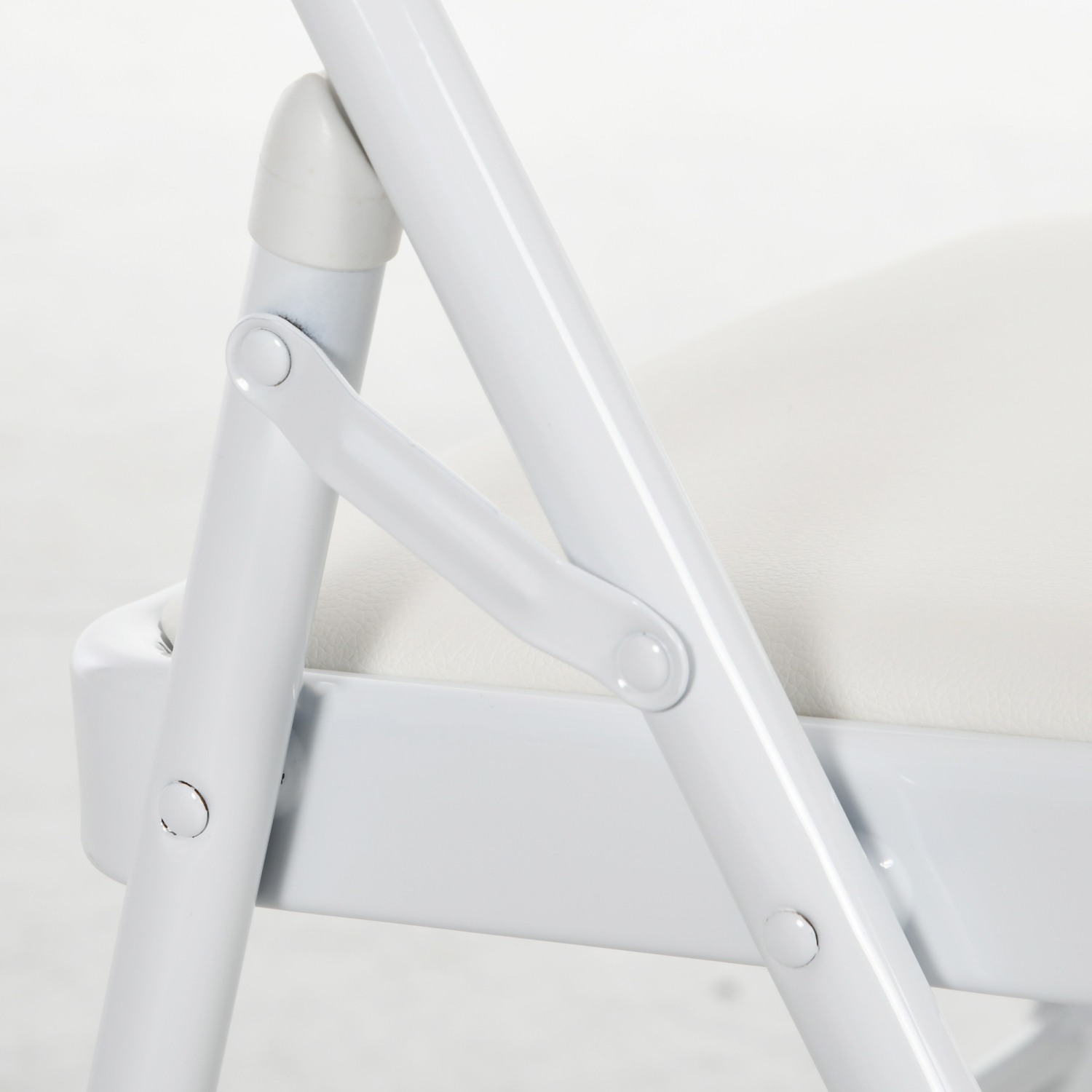 HOMCOM – Chaises pliantes en métal, ensemble de 2 chaises pliantes en cuir PU rembourré, intérieur avec coussin pour salle d'attente de bureau, blanc
