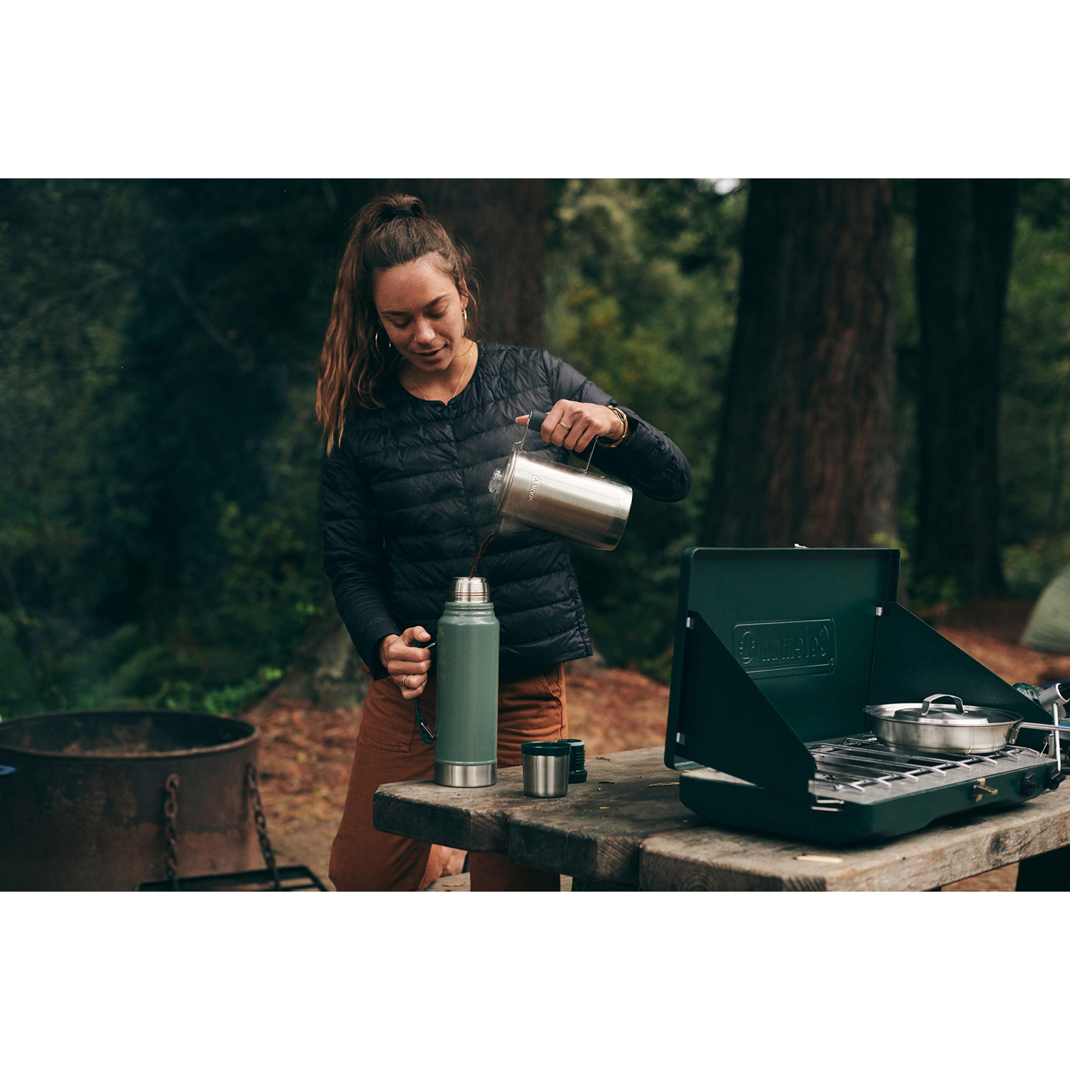 Stanley Classic Vacuum Bottle, Hammertone Green, 1.1 QT / 1.0 L